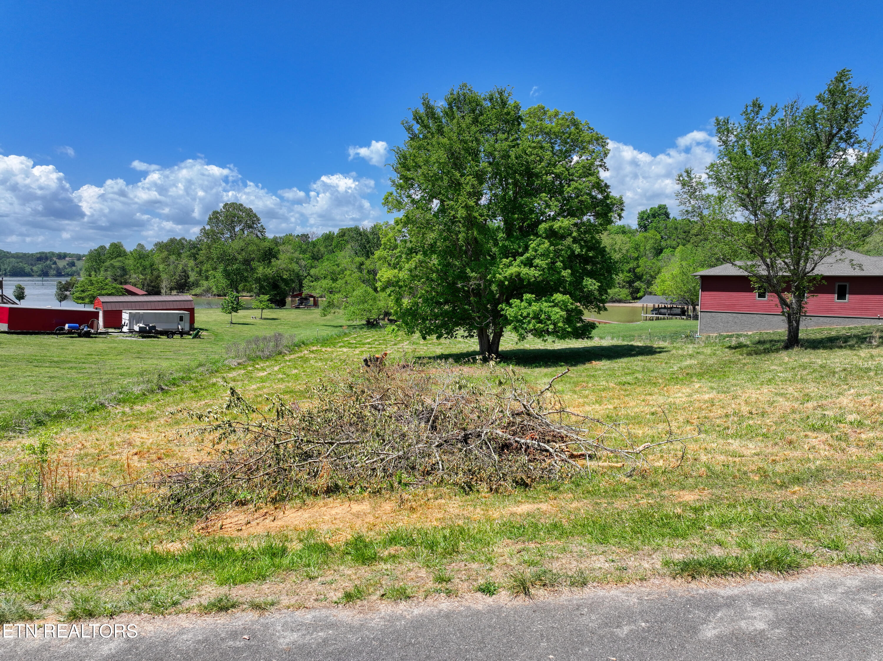 160 Cherokee Circle Ten Mile TN 37880