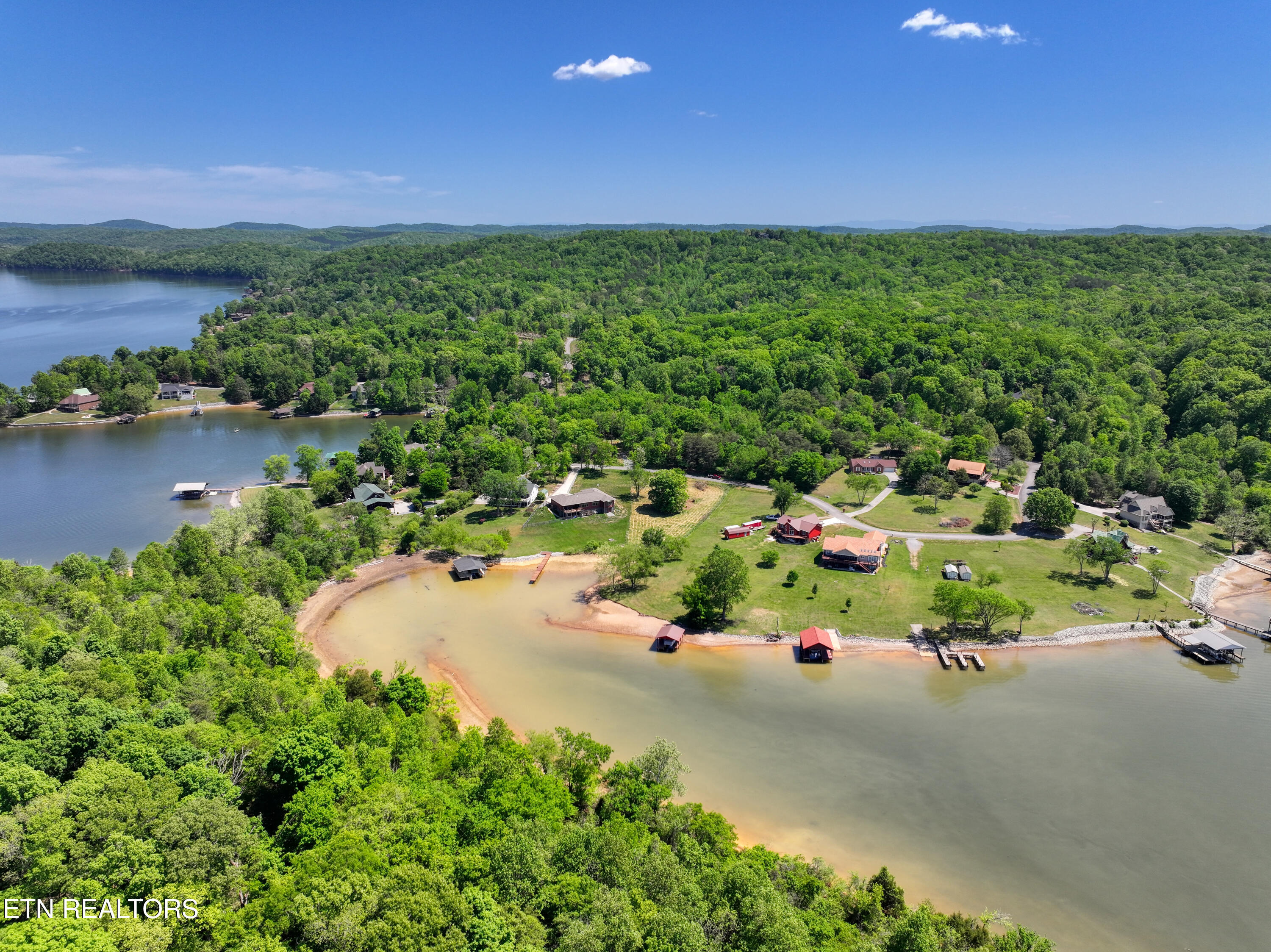 160 Cherokee Circle Ten Mile TN 37880