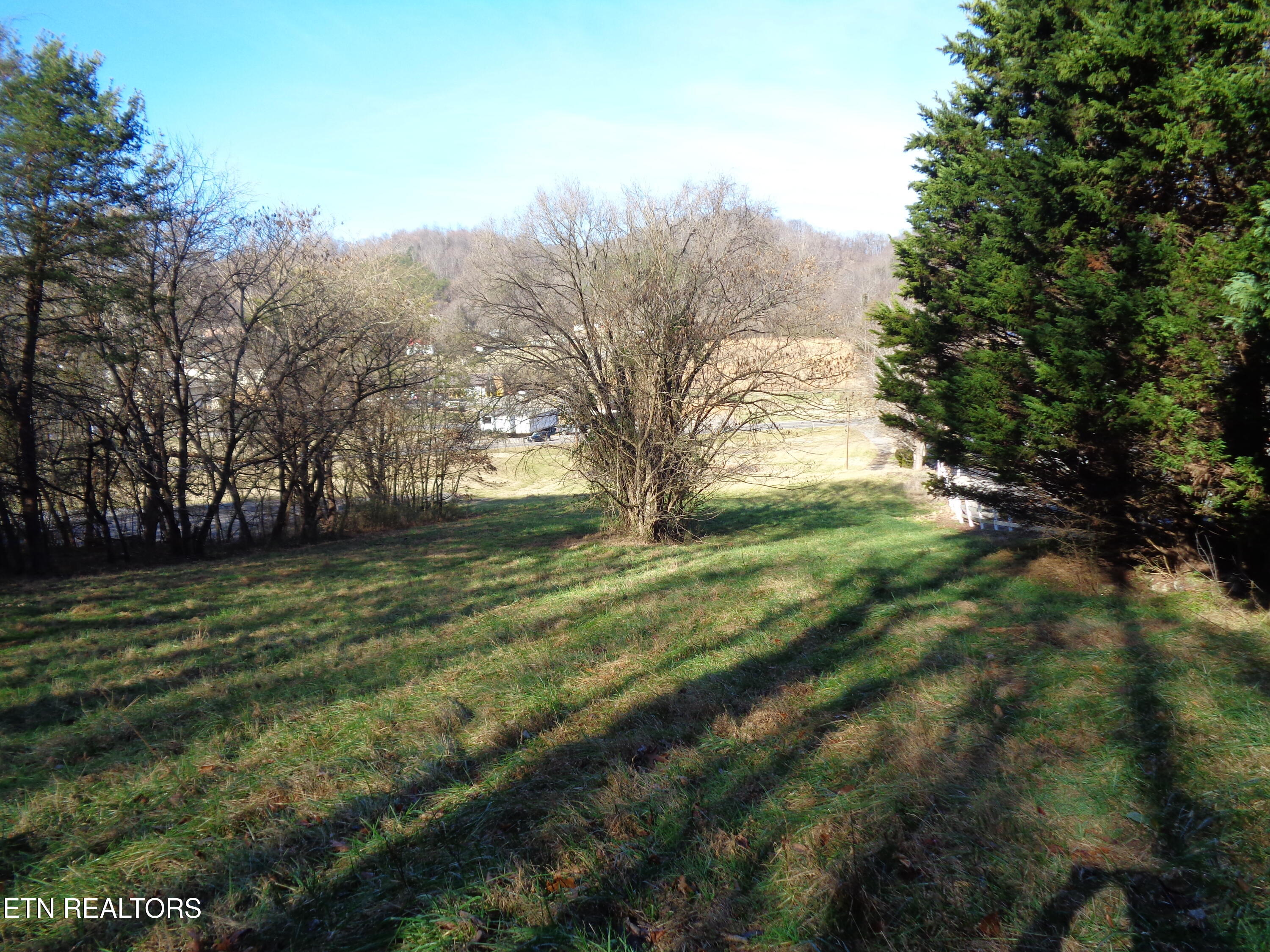 1504 E Main Street Rogersville TN 37857