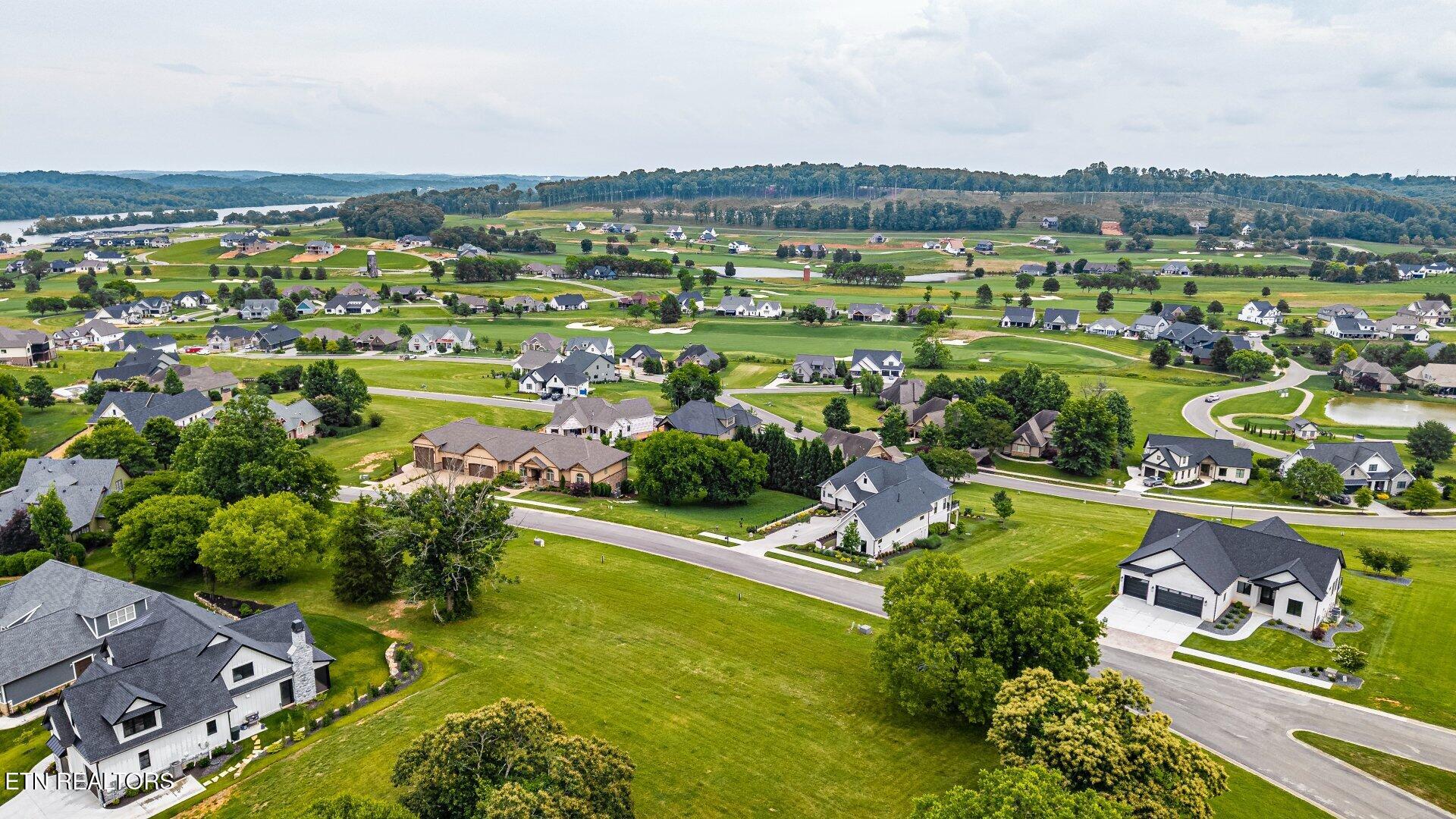1587 Eagle Point Drive Loudon TN 37774