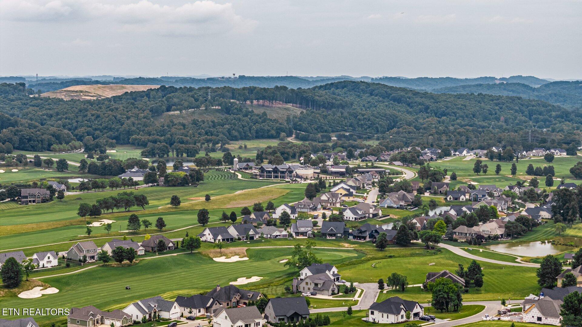 1587 Eagle Point Drive Loudon TN 37774