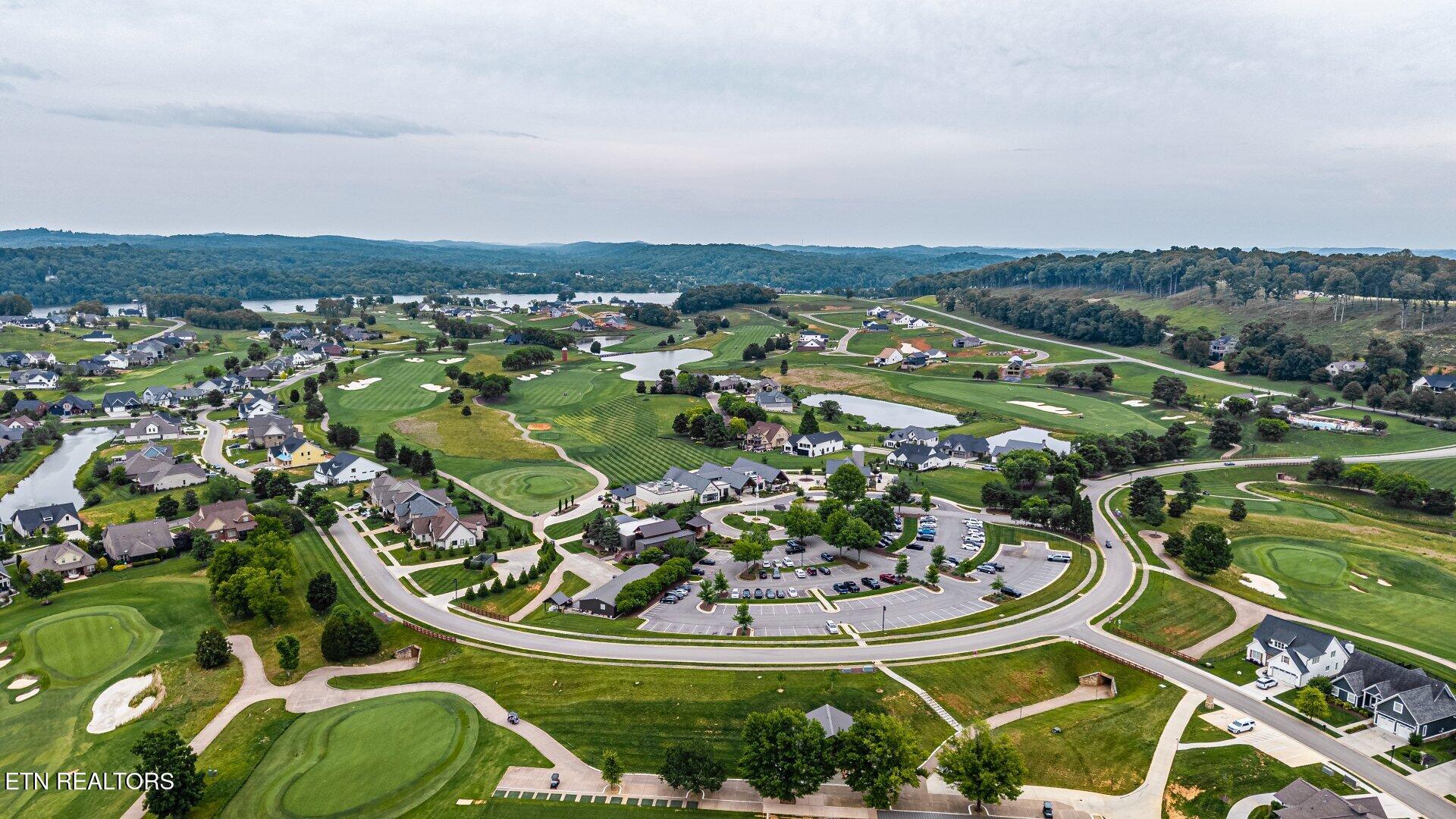1587 Eagle Point Drive Loudon TN 37774