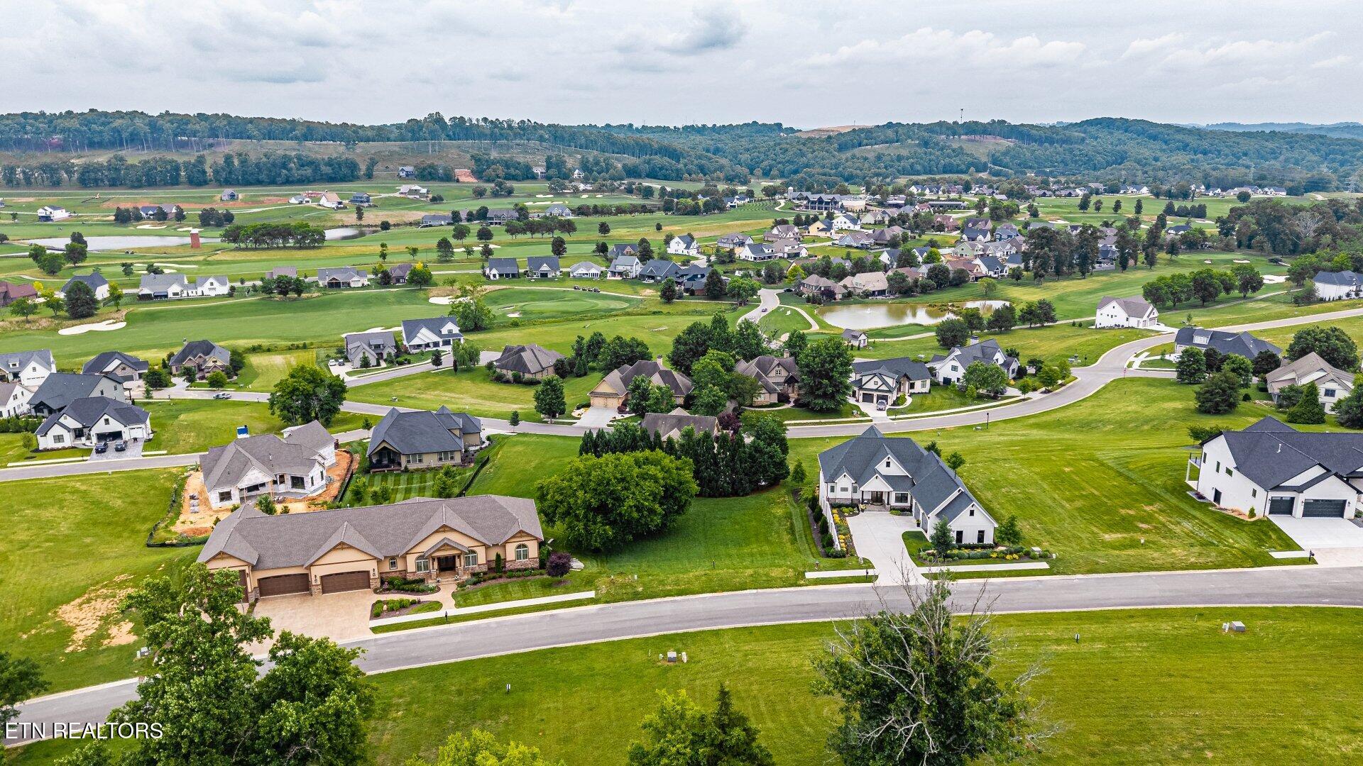 1587 Eagle Point Drive Loudon TN 37774