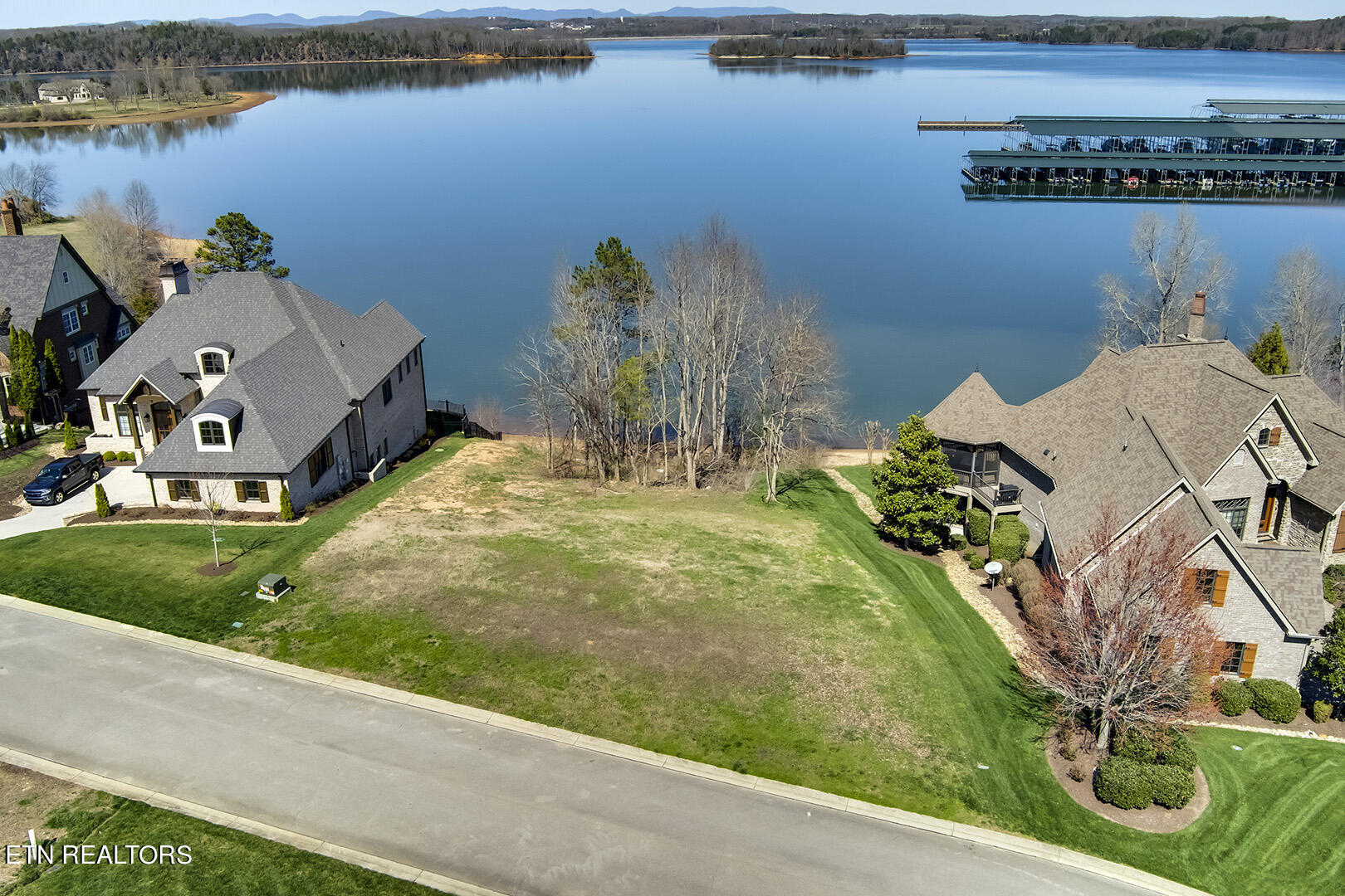 204 Cypress Pointe Drive Lenoir City TN 37772