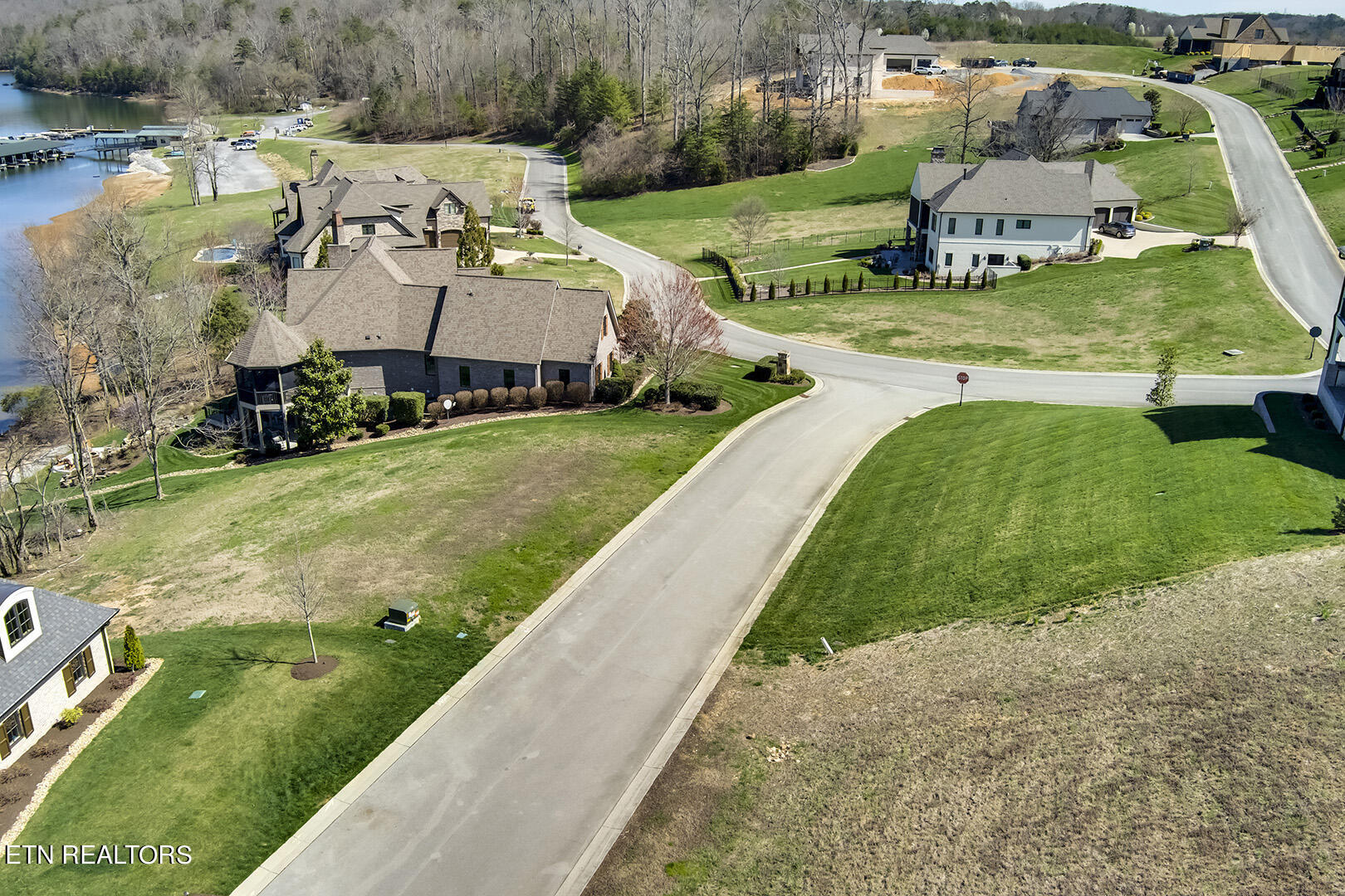 204 Cypress Pointe Drive Lenoir City TN 37772
