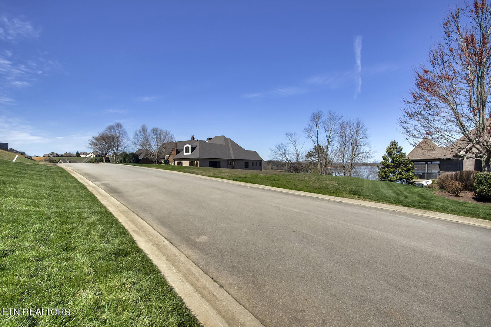 204 Cypress Pointe Drive Lenoir City TN 37772