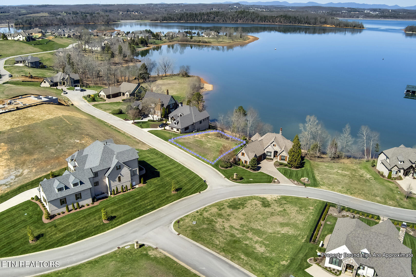 204 Cypress Pointe Drive Lenoir City TN 37772