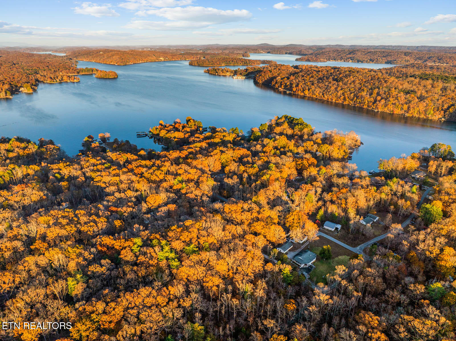 Lakeville Drive Spring City TN 37381