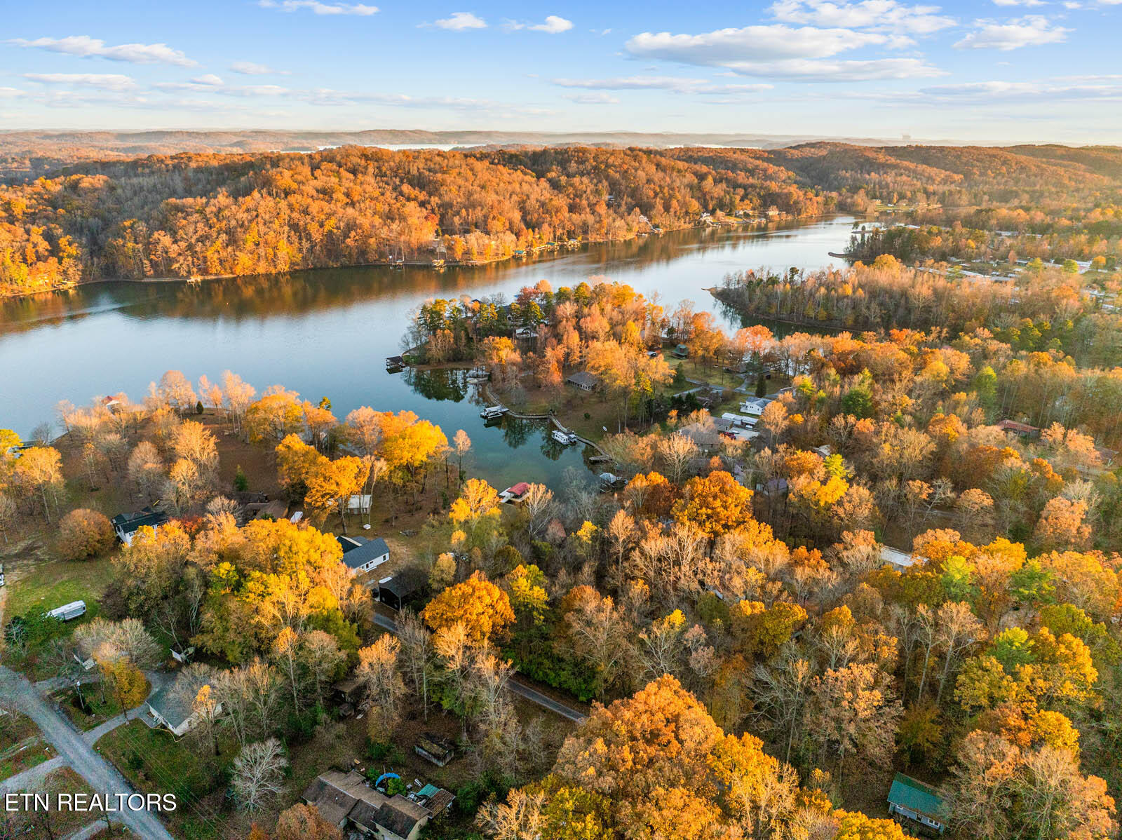 Lakeville Drive Spring City TN 37381