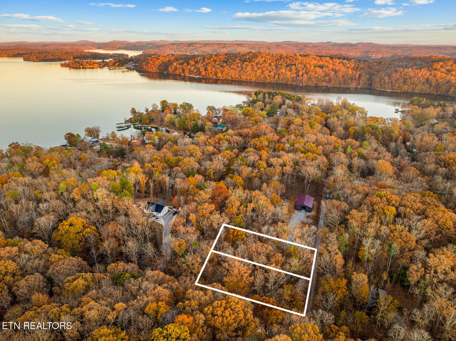 Lakeville Drive Spring City TN 37381
