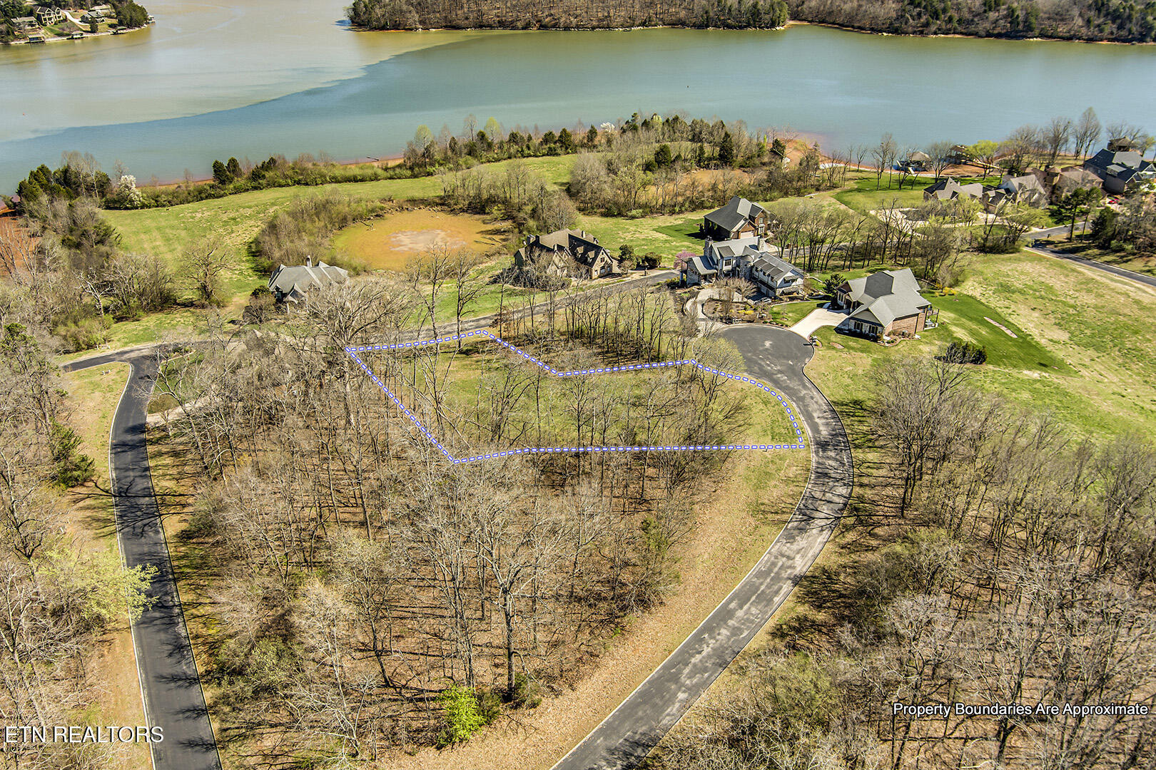 141 Song Sparrow Drive Vonore TN 37885