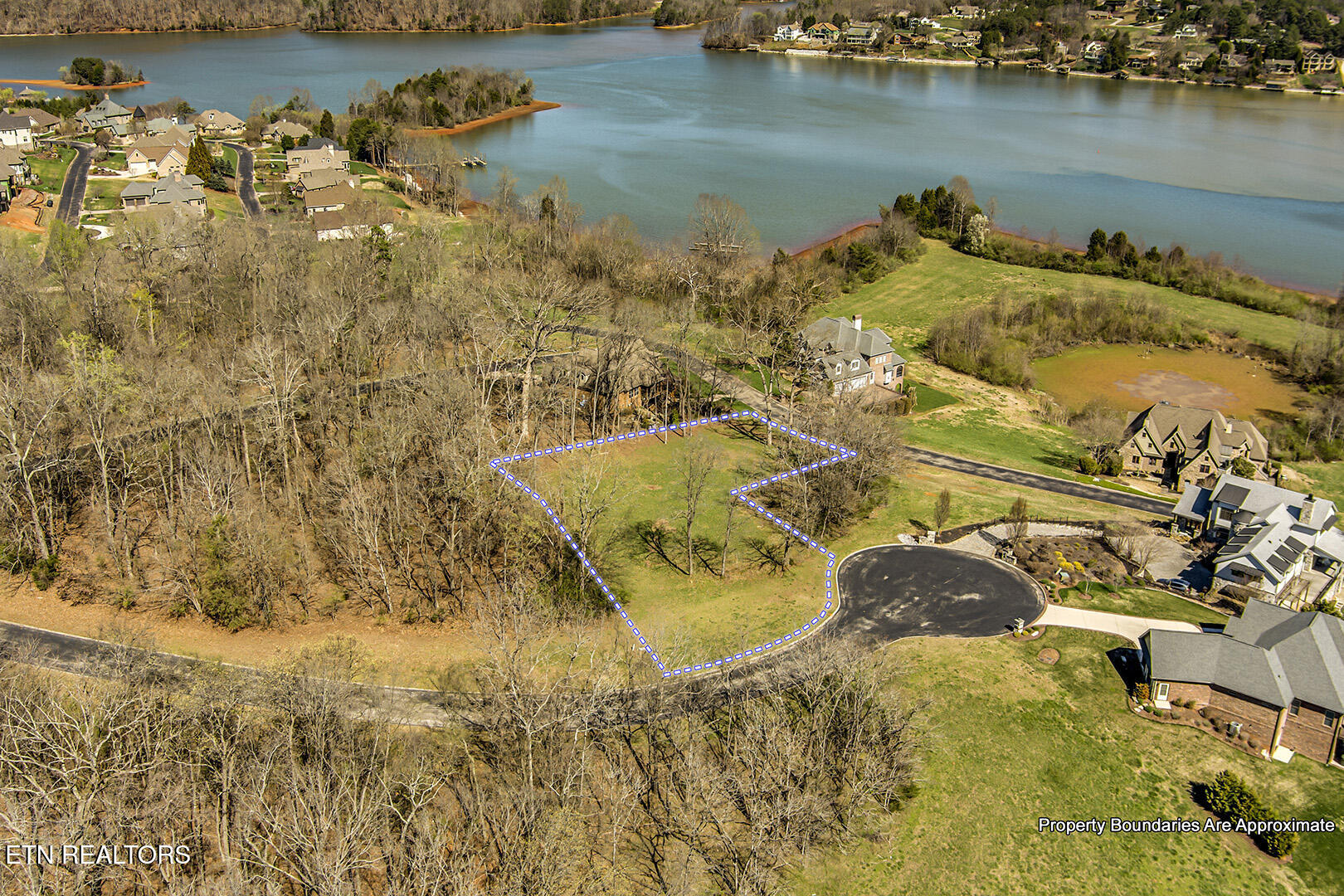 141 Song Sparrow Drive Vonore TN 37885