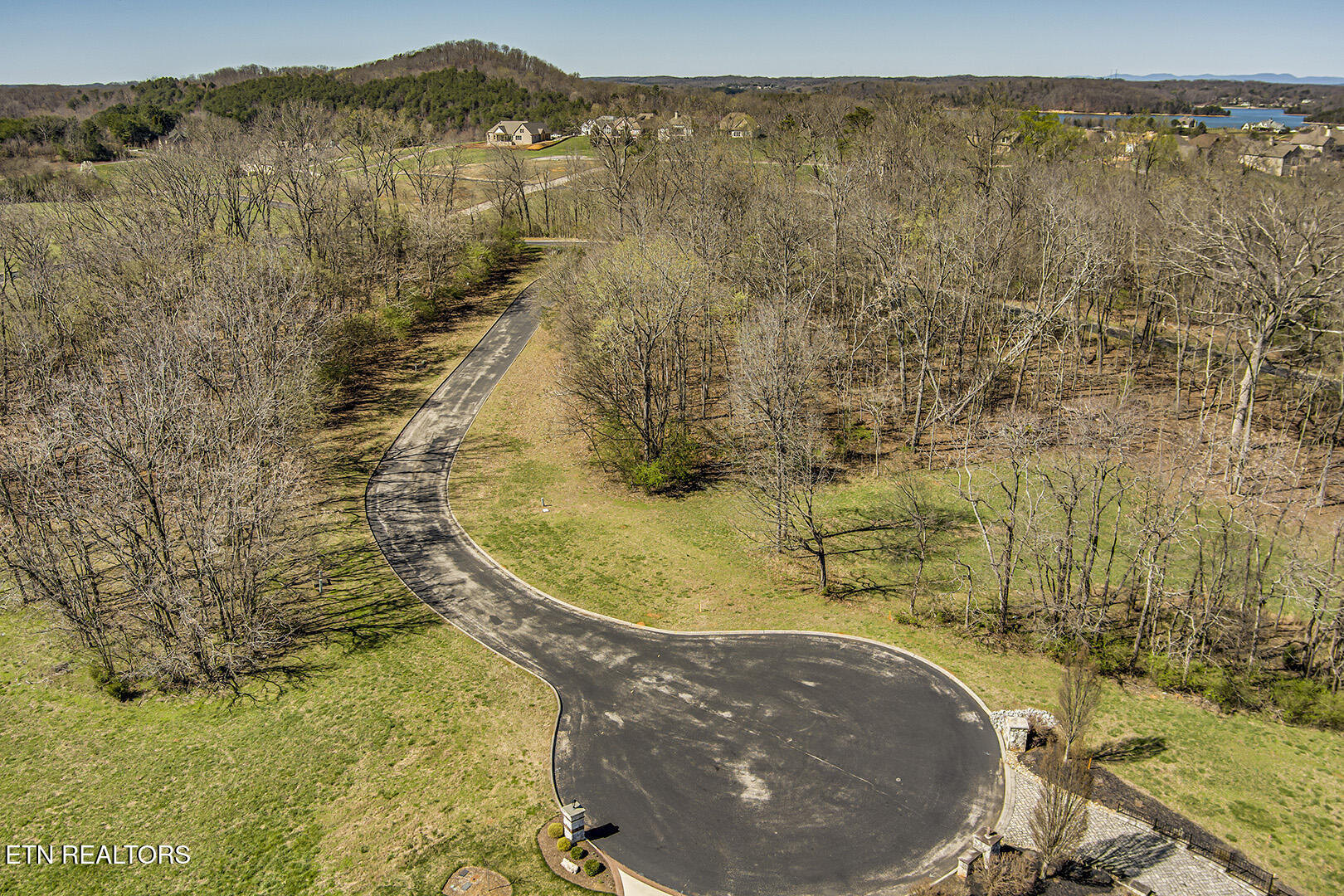 141 Song Sparrow Drive Vonore TN 37885