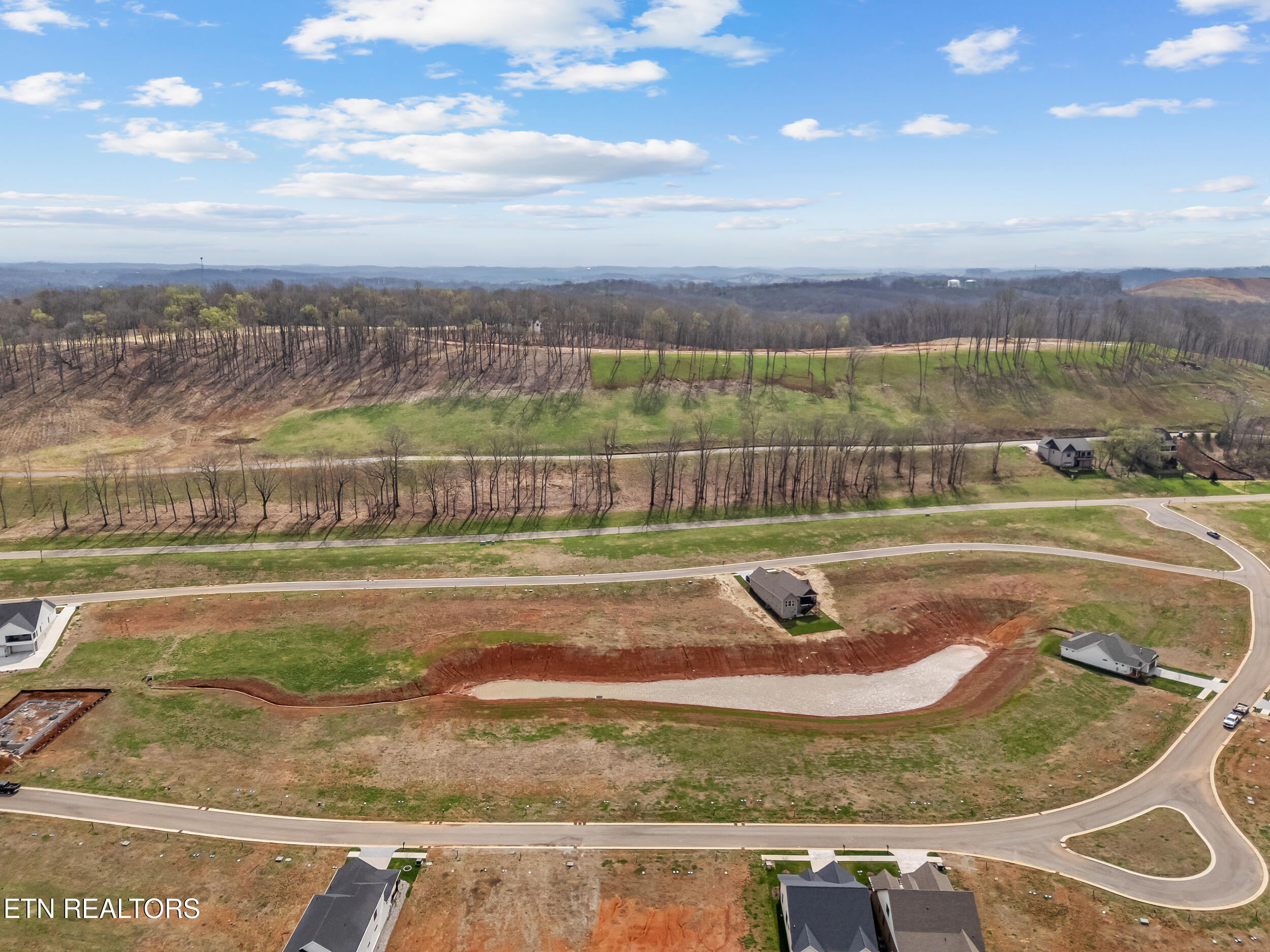 674 Black Bear Circle Loudon TN 37774