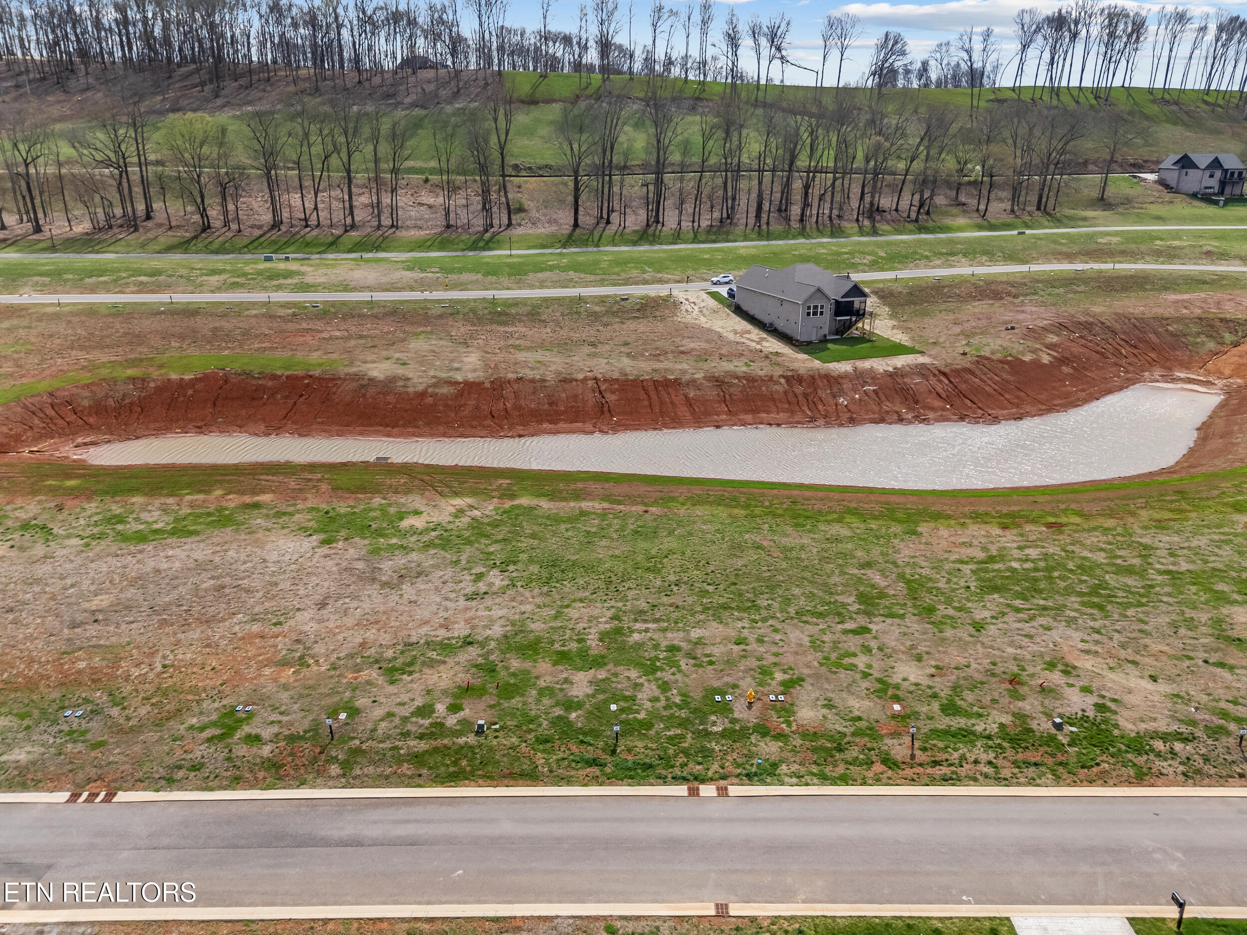 674 Black Bear Circle Loudon TN 37774