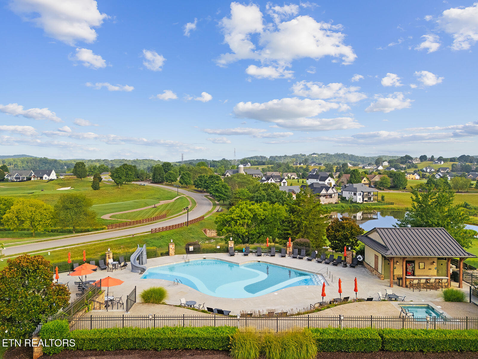 674 Black Bear Circle Loudon TN 37774