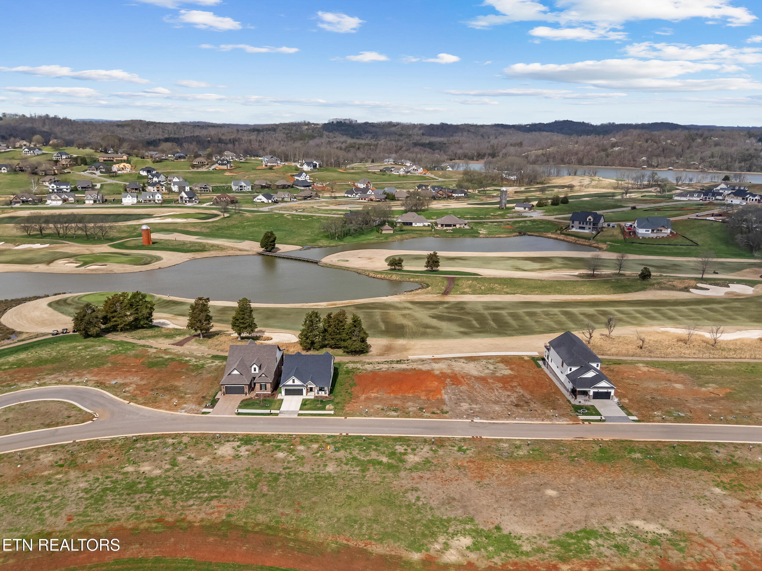 674 Black Bear Circle Loudon TN 37774