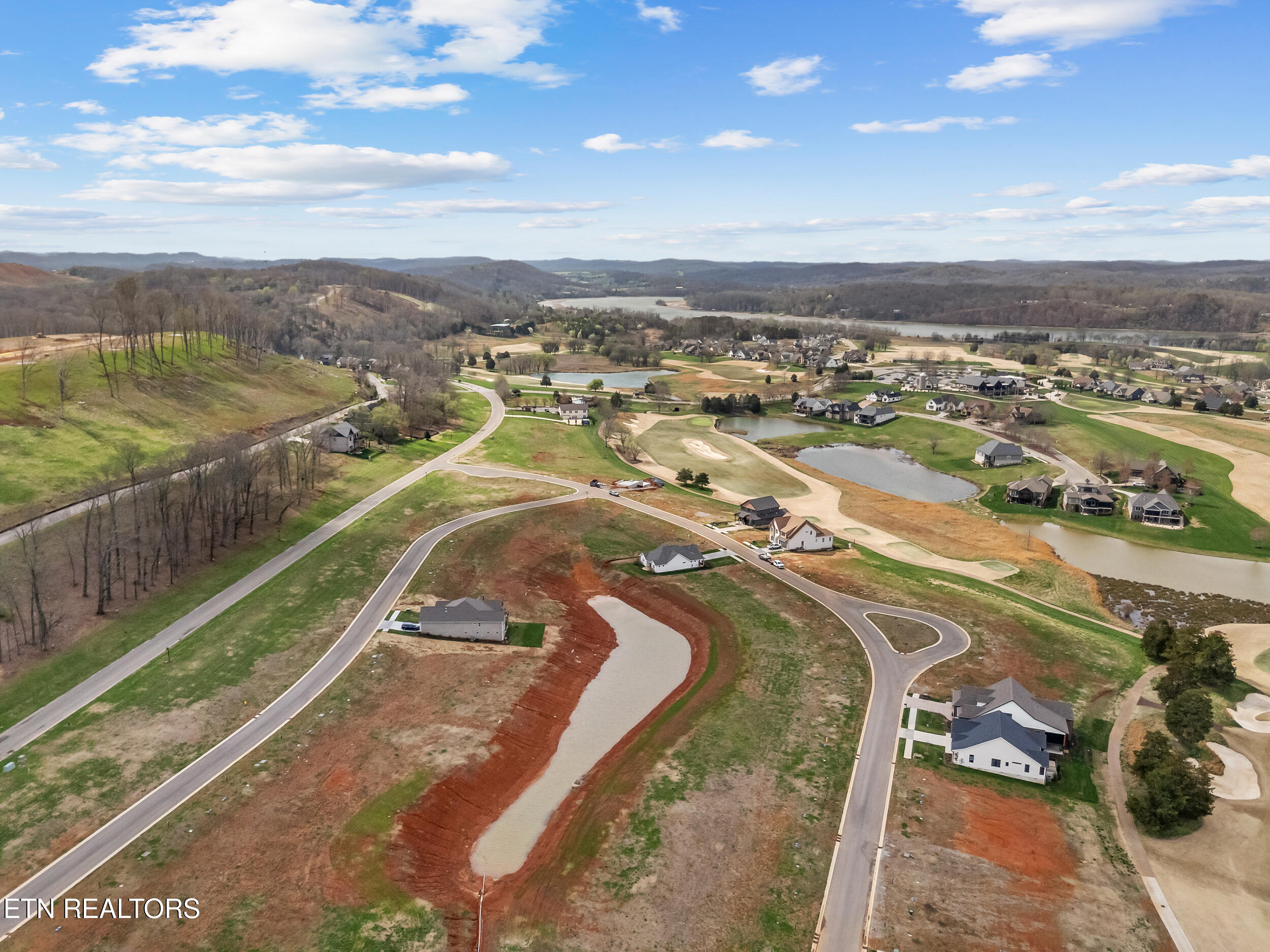674 Black Bear Circle Loudon TN 37774