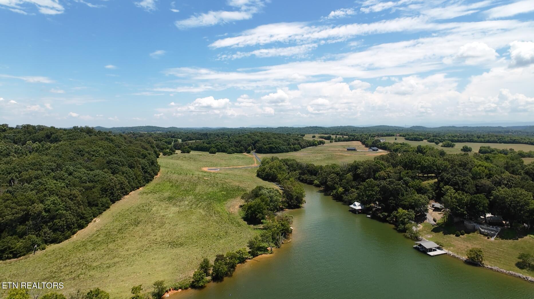 3831 Gravelly Hills Road Louisville TN 37777