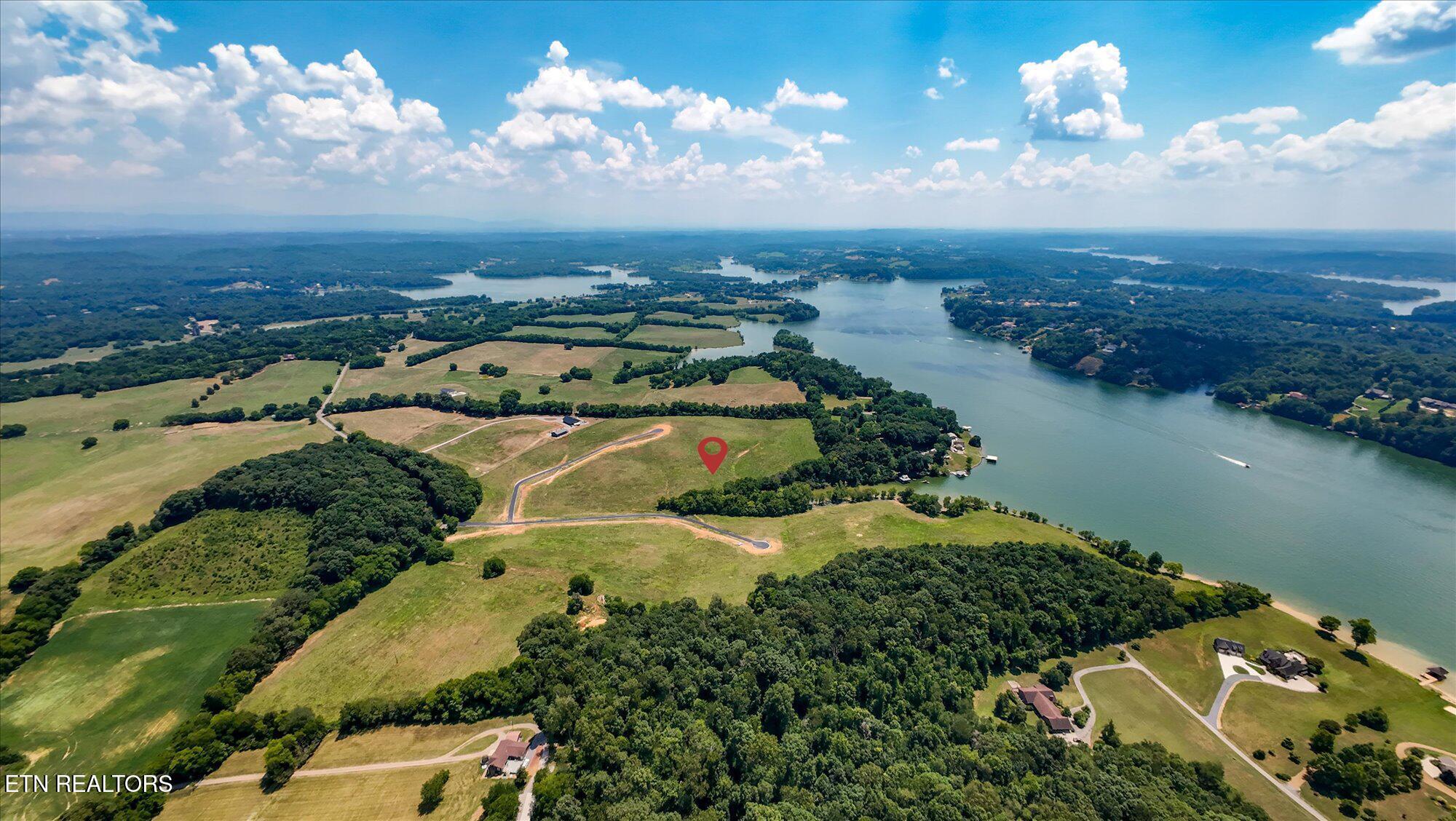 3831 Gravelly Hills Road Louisville TN 37777