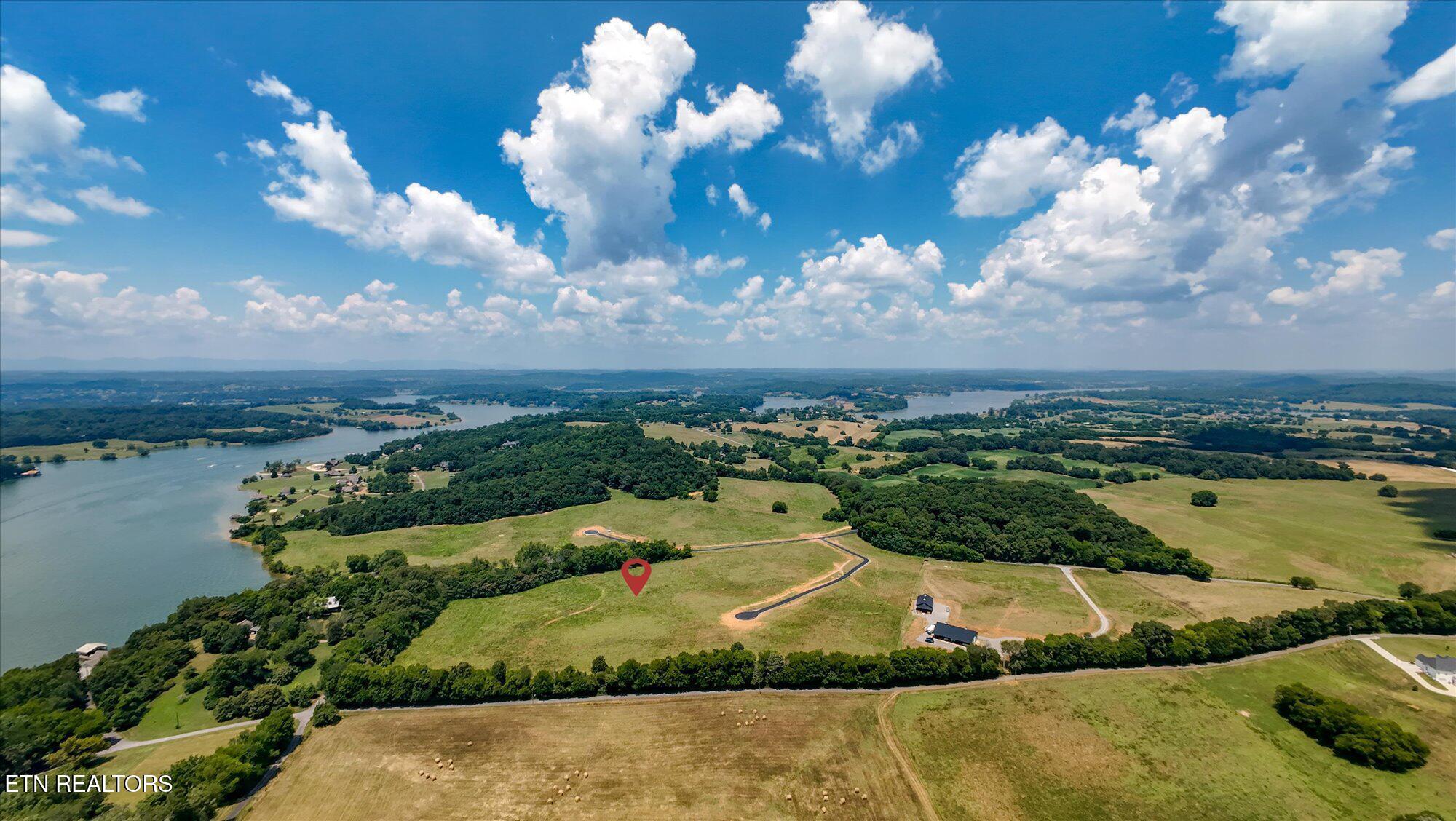 3831 Gravelly Hills Road Louisville TN 37777