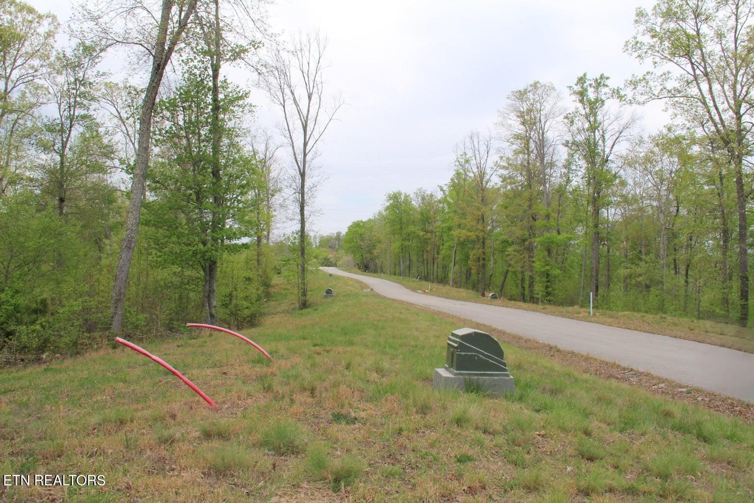 Hickory Way Lafollette TN 37766