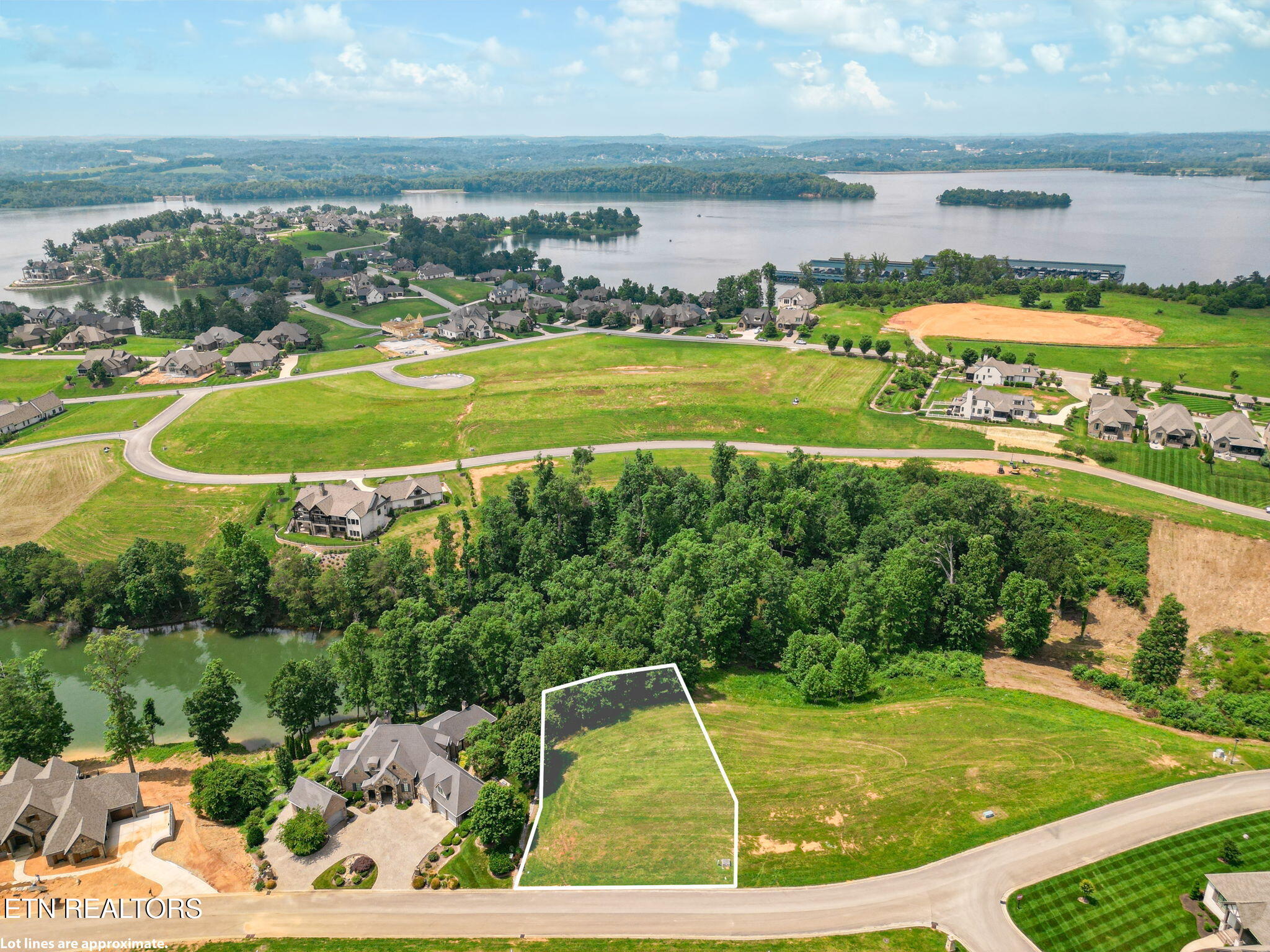 846 Taffrail Drive Lenoir City TN 37772