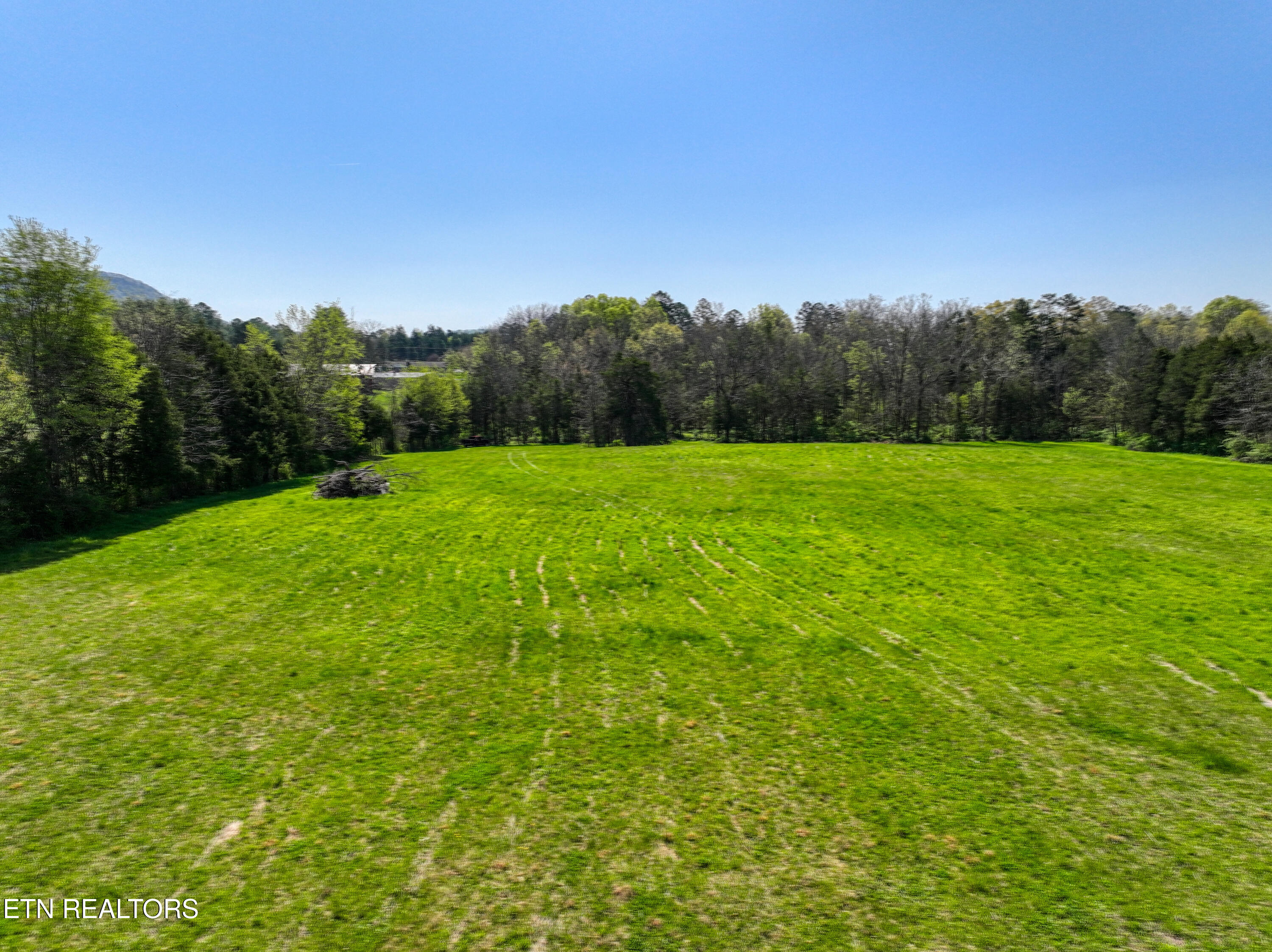 8405 Washington Pike Corryton TN 37721