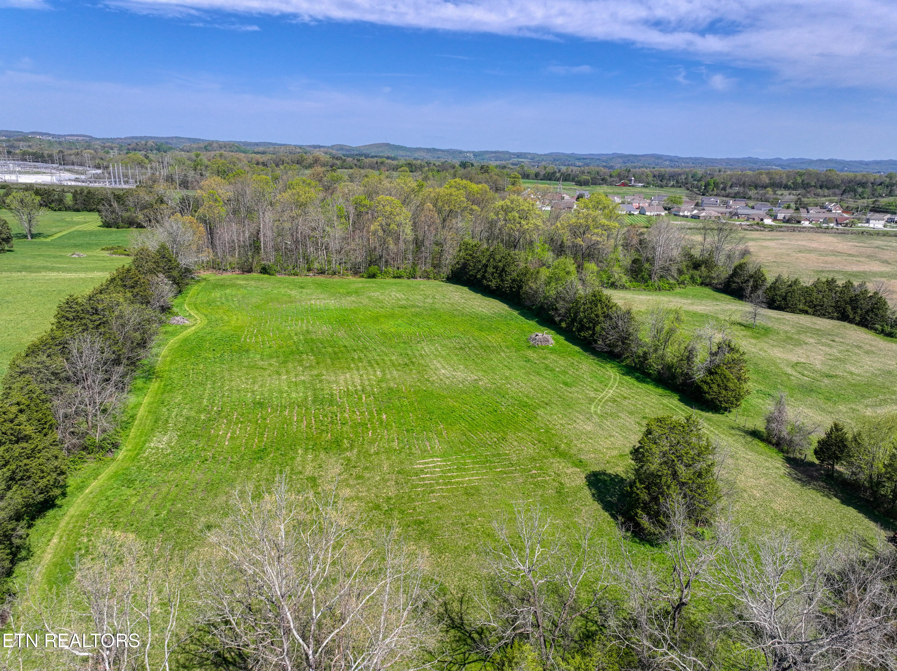 8405 Washington Pike Corryton TN 37721