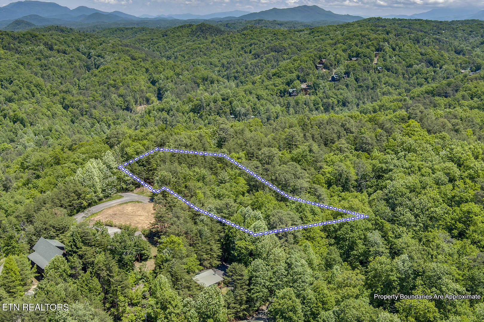 Sassafras Trail Sevierville TN 37876