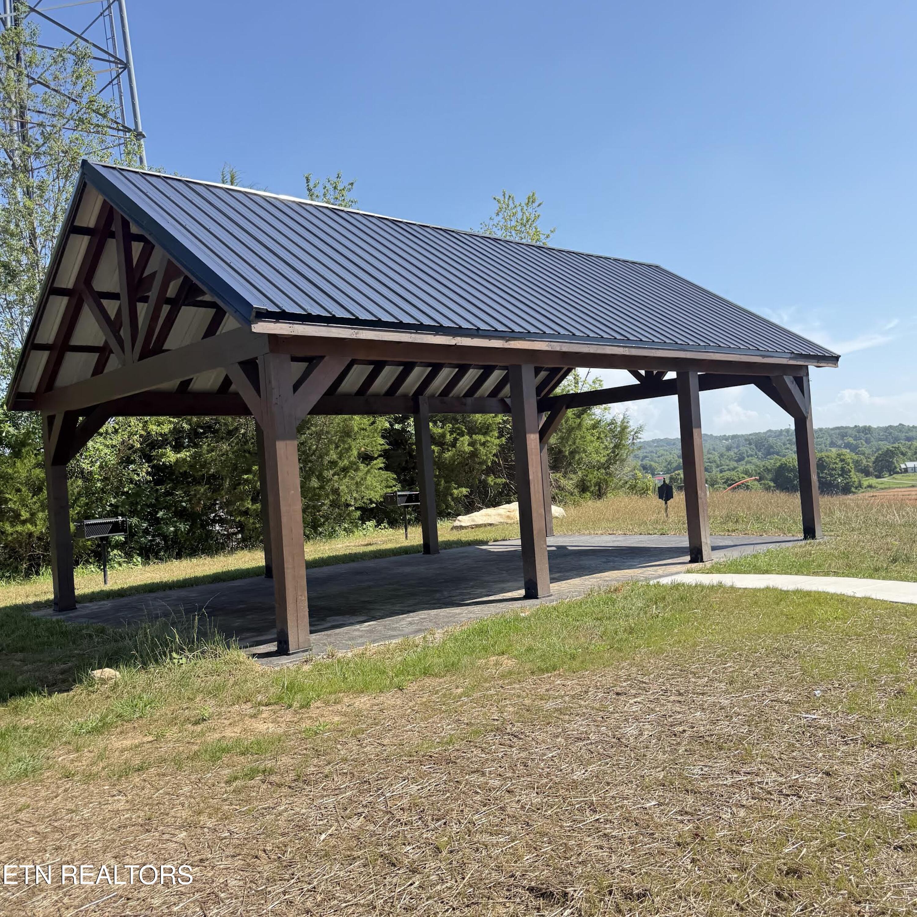 2828 SW Shorewoood Point Morristown TN 37813