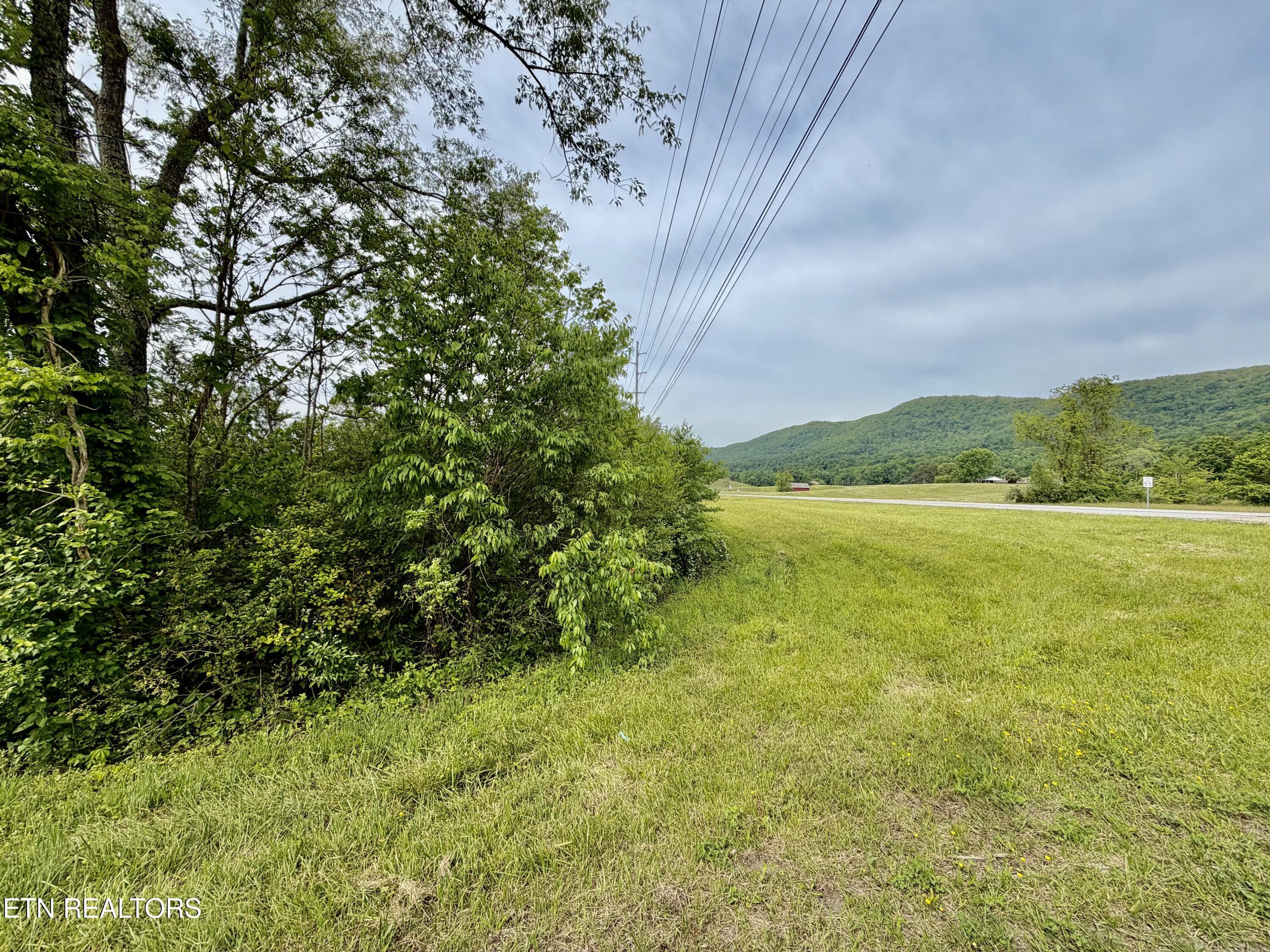 2702 Old Highway 63 Speedwell TN 37870