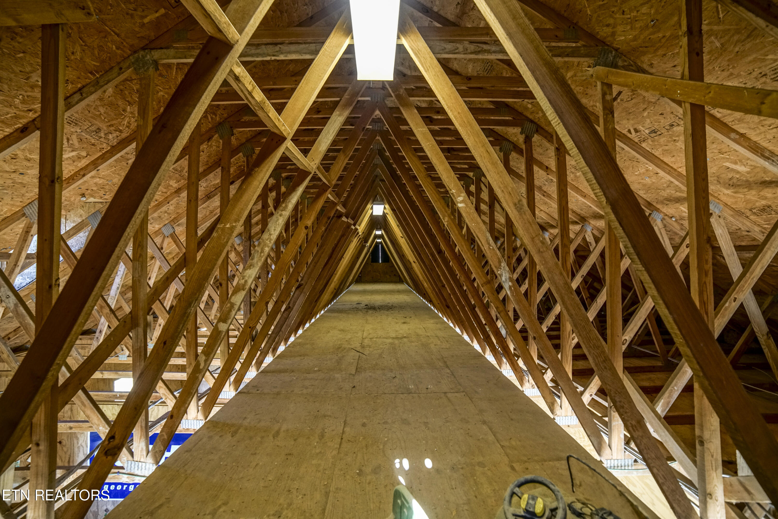 243 Black Oak Road Clinton TN 37716
