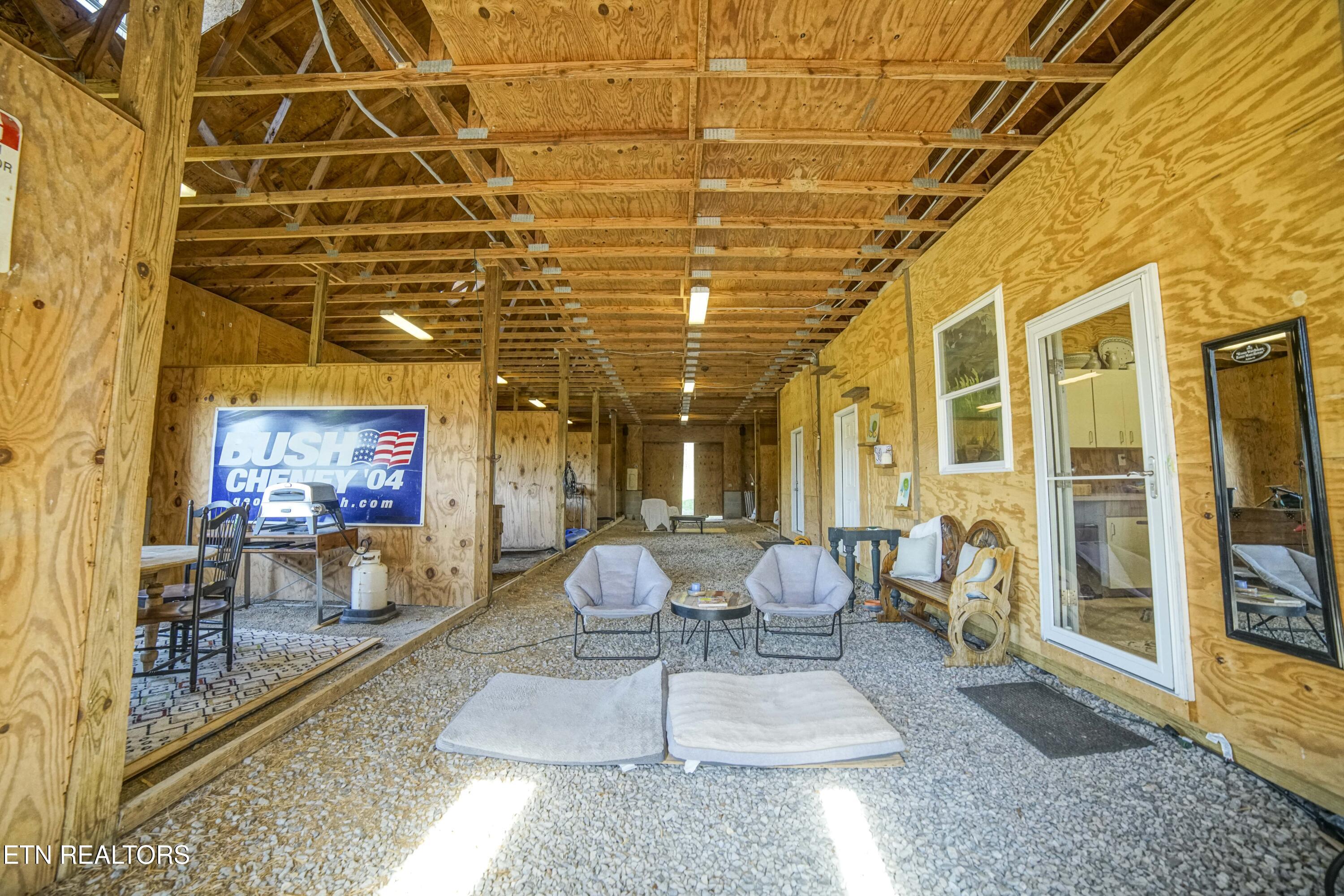 243 Black Oak Road Clinton TN 37716