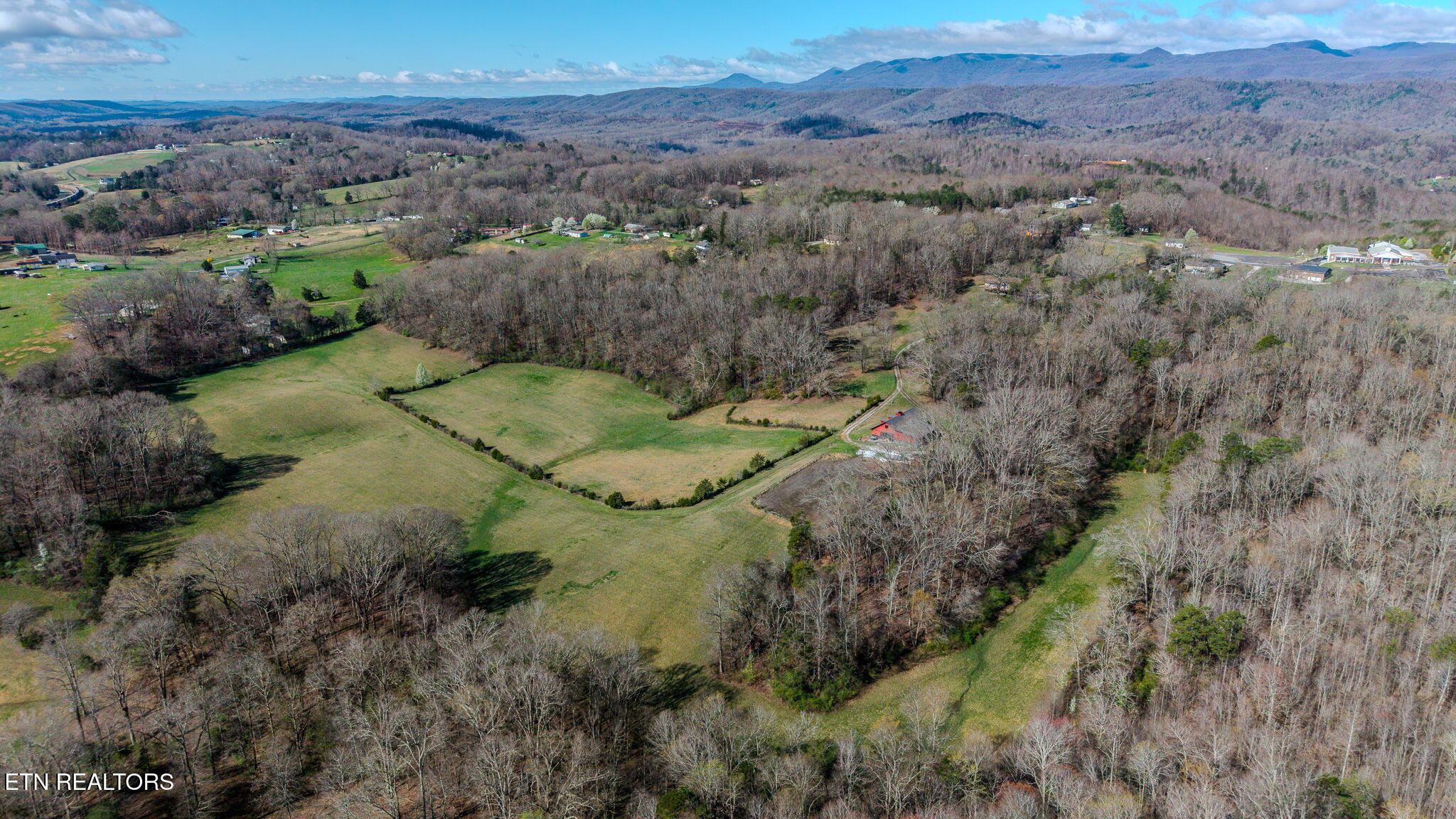 243 Black Oak Road Clinton TN 37716