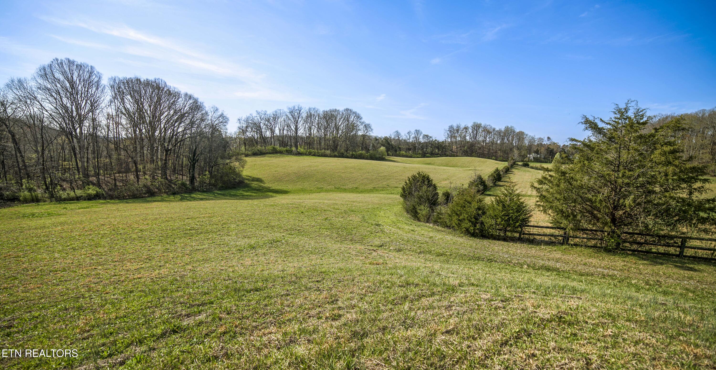 243 Black Oak Road Clinton TN 37716