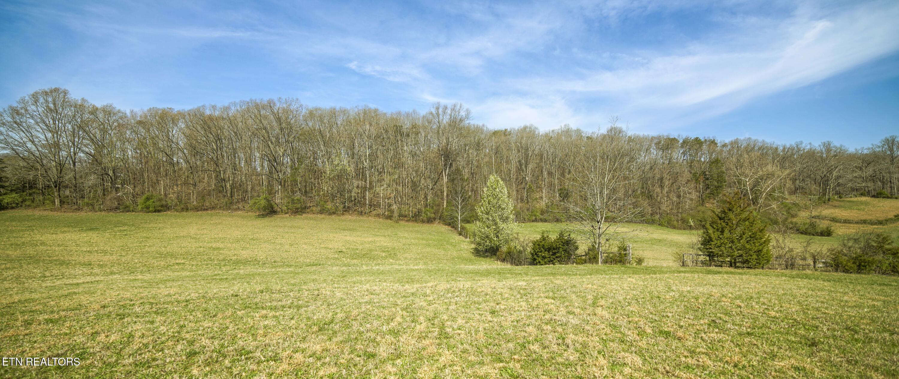 243 Black Oak Road Clinton TN 37716