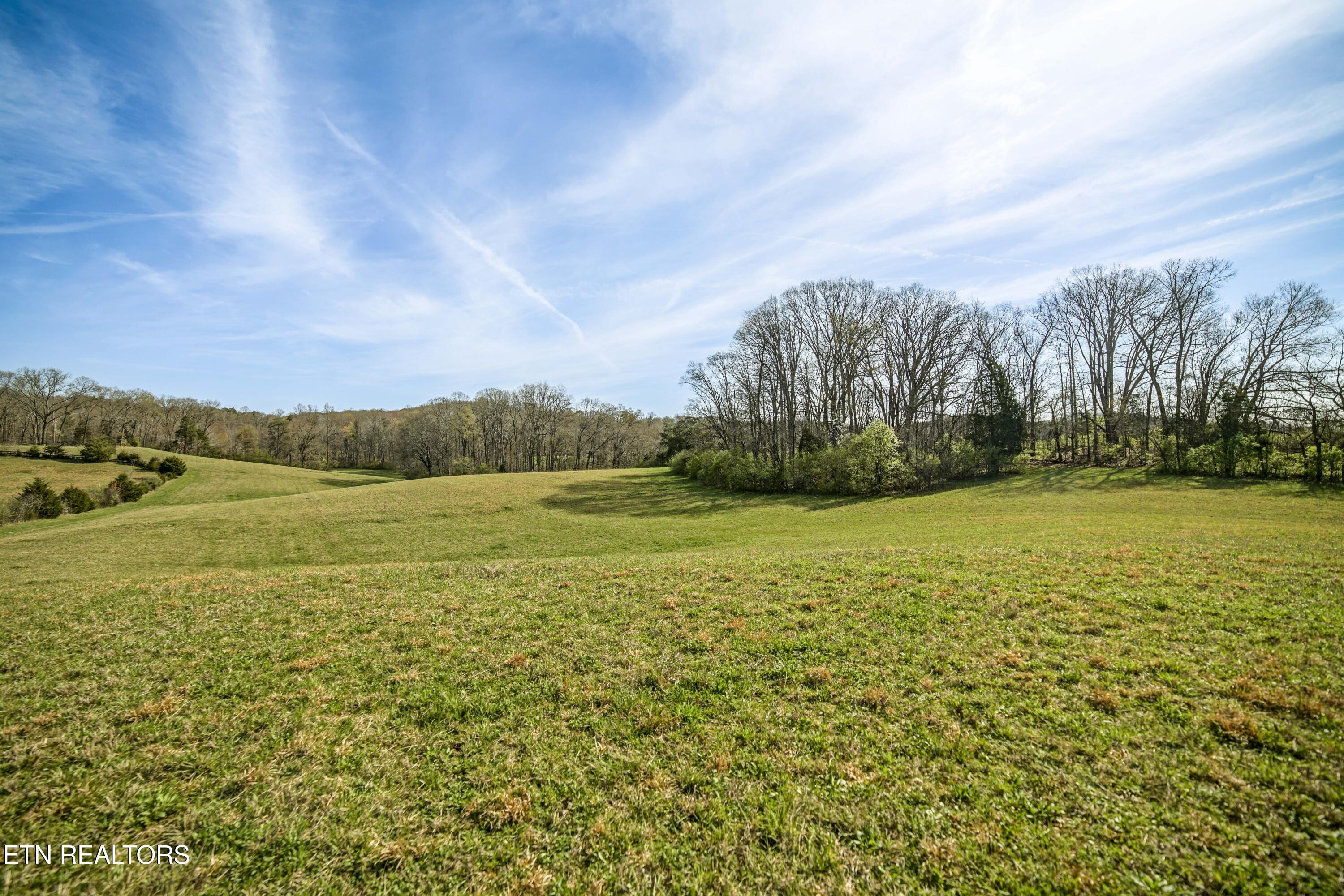 243 Black Oak Road Clinton TN 37716