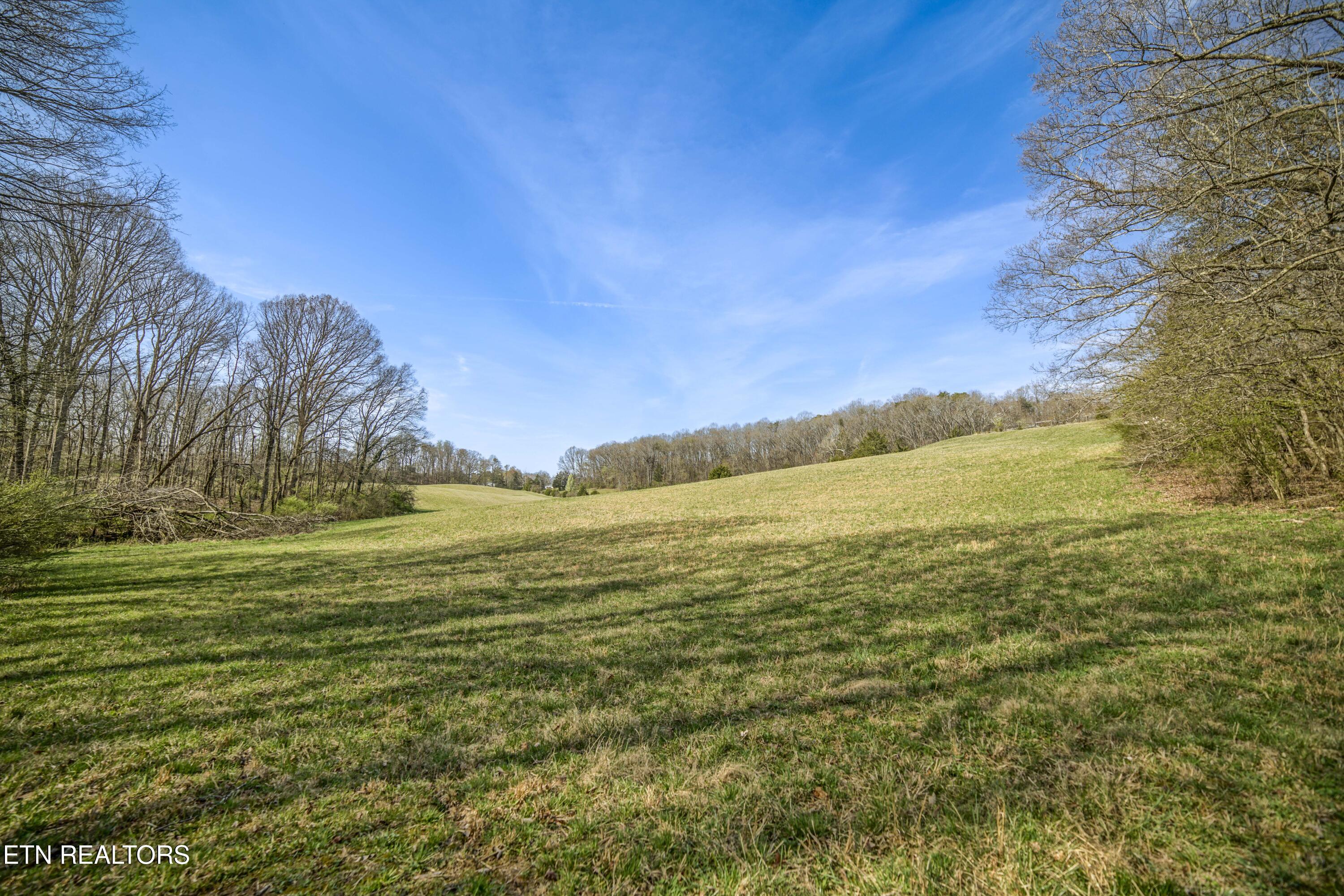 243 Black Oak Road Clinton TN 37716