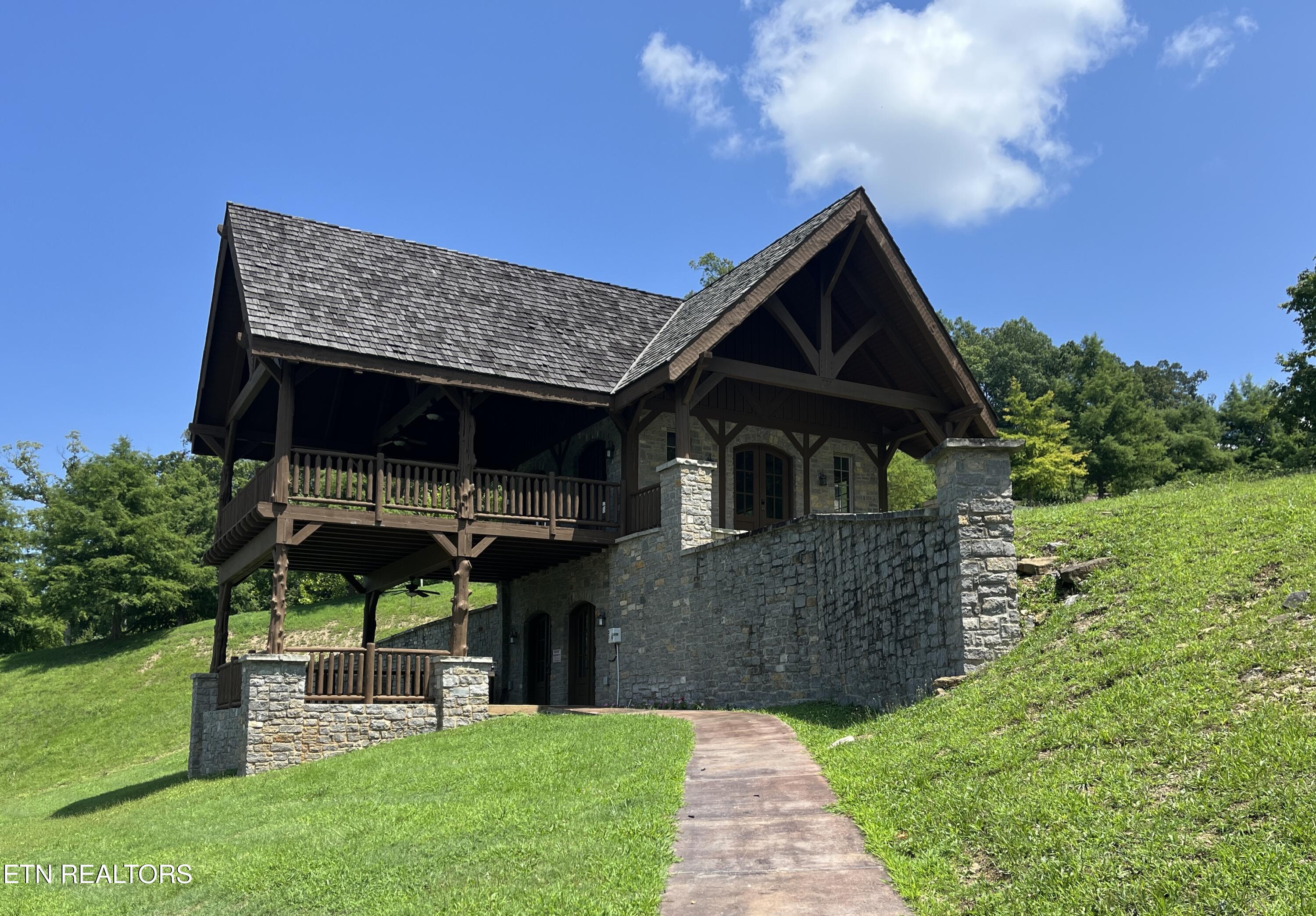 Stone Bridge Drive Dandridge TN 37725