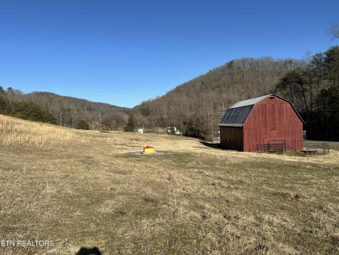 E Highway 61 Luttrell TN 37779