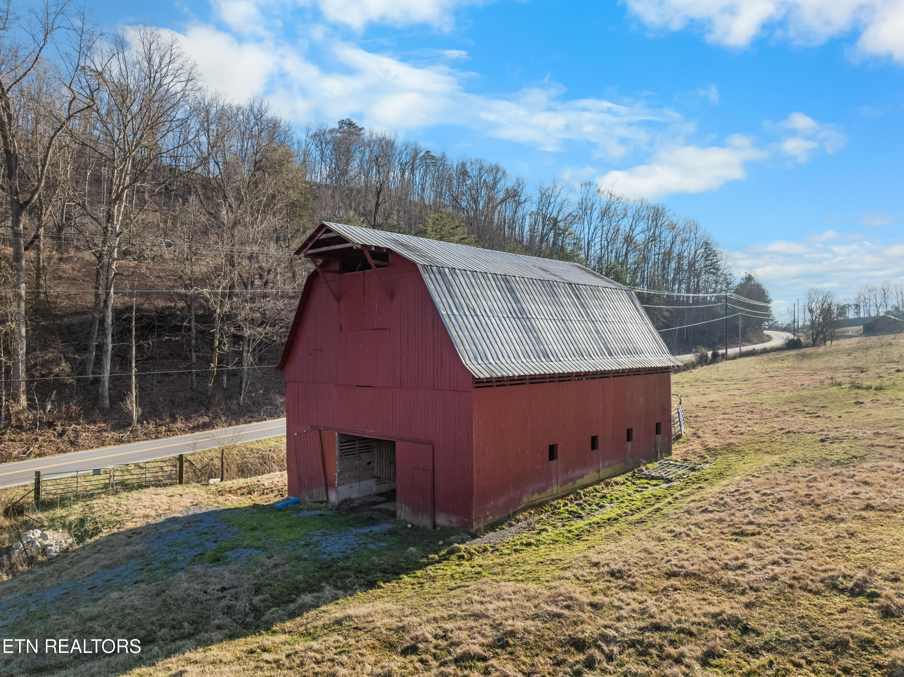E Highway 61 Luttrell TN 37779