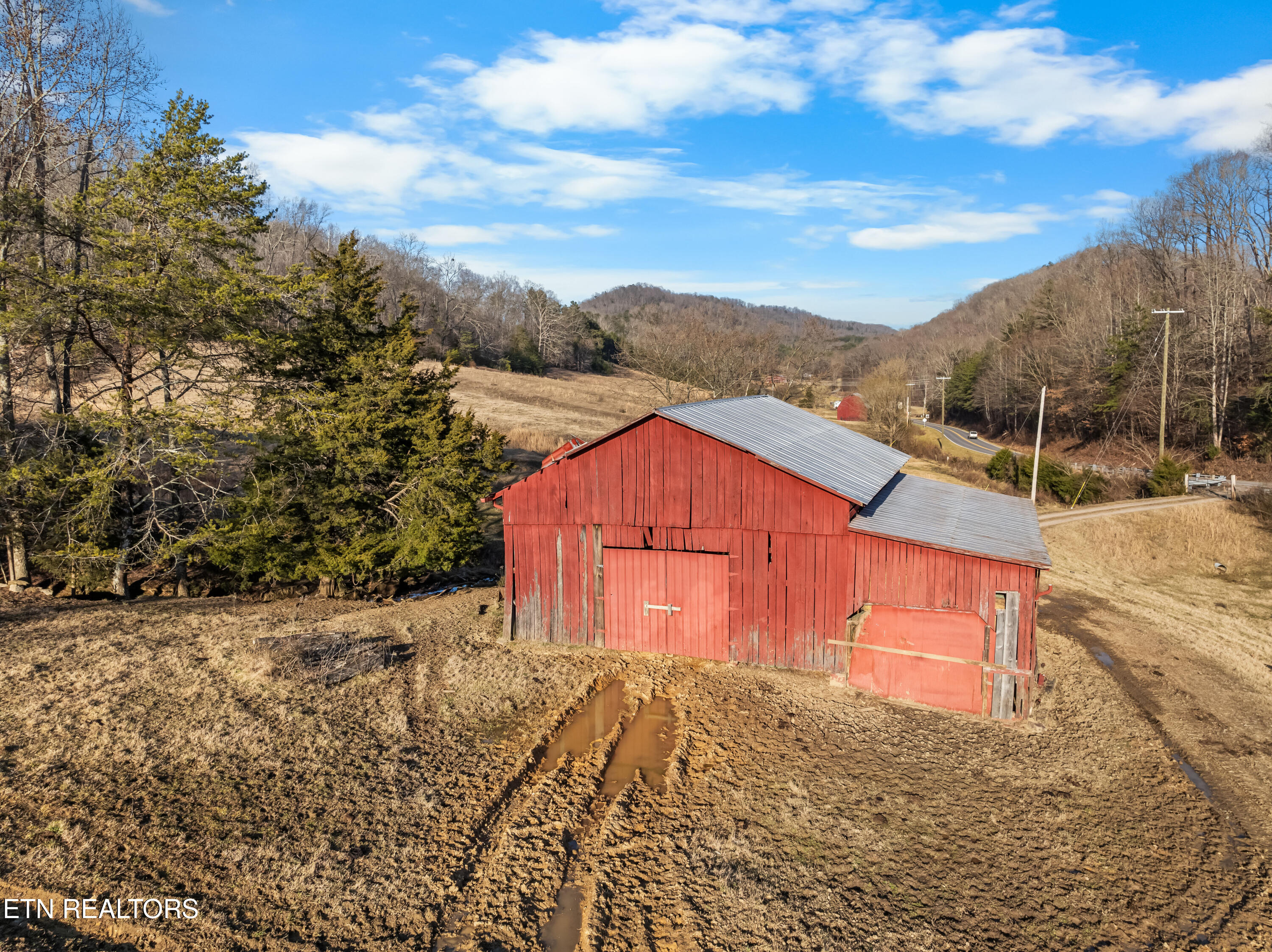 E Highway 61 Luttrell TN 37779