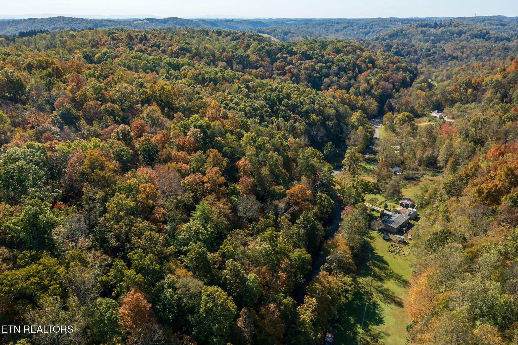 Strong Hollow Lane Rocky Top TN 37769