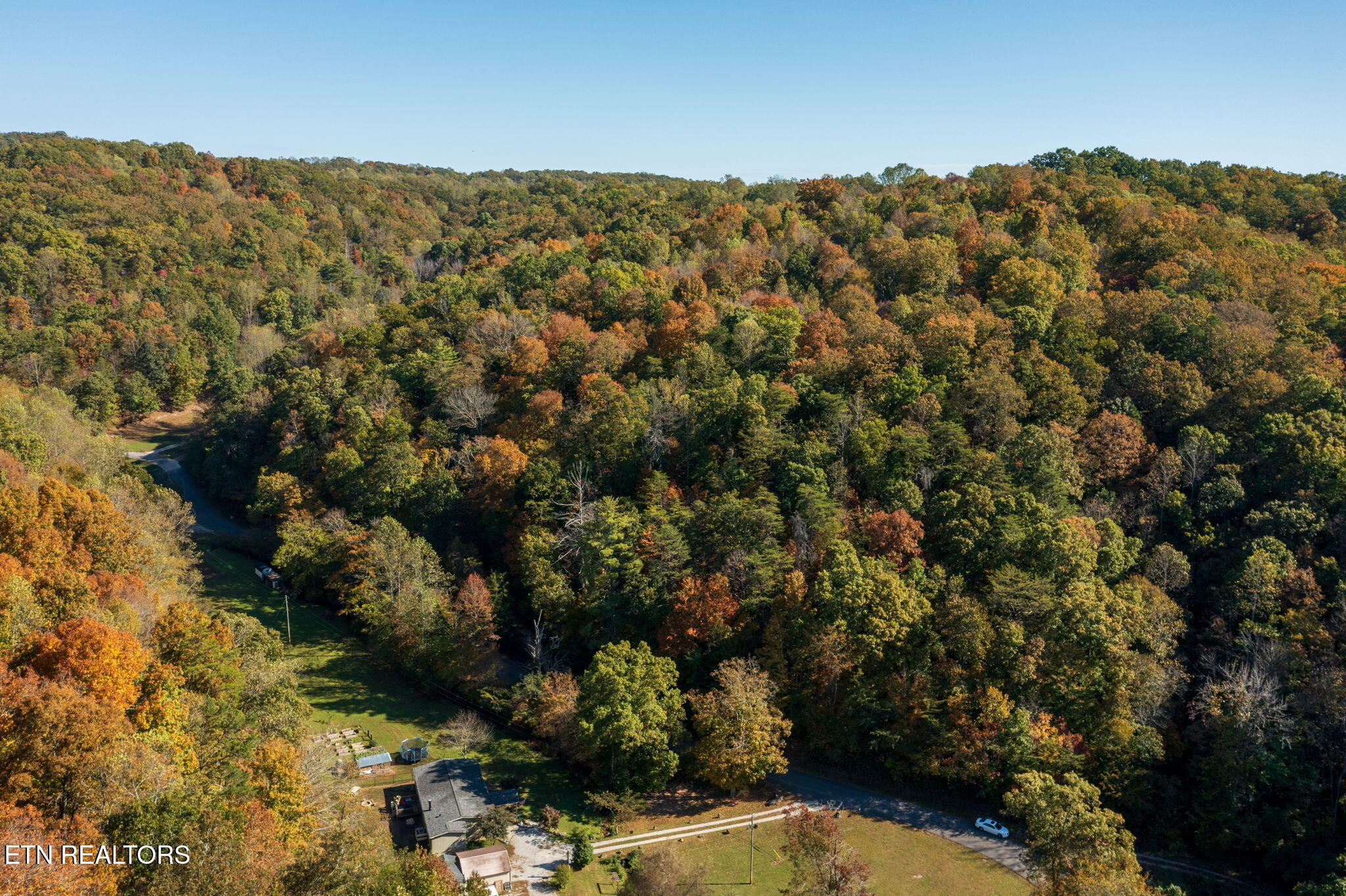 Strong Hollow Lane Rocky Top TN 37769
