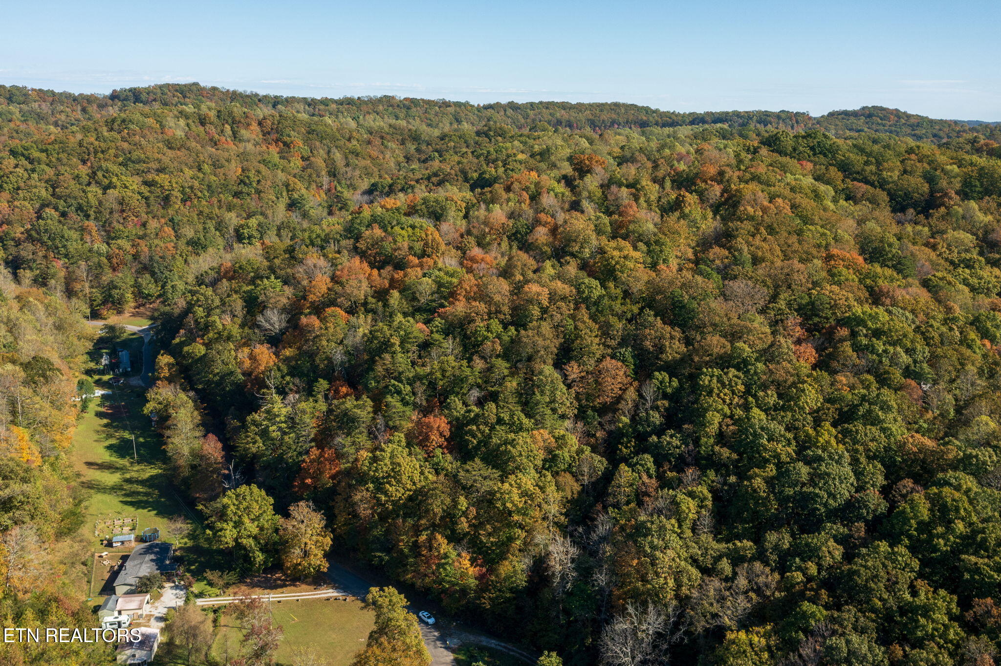 Strong Hollow Lane Rocky Top TN 37769