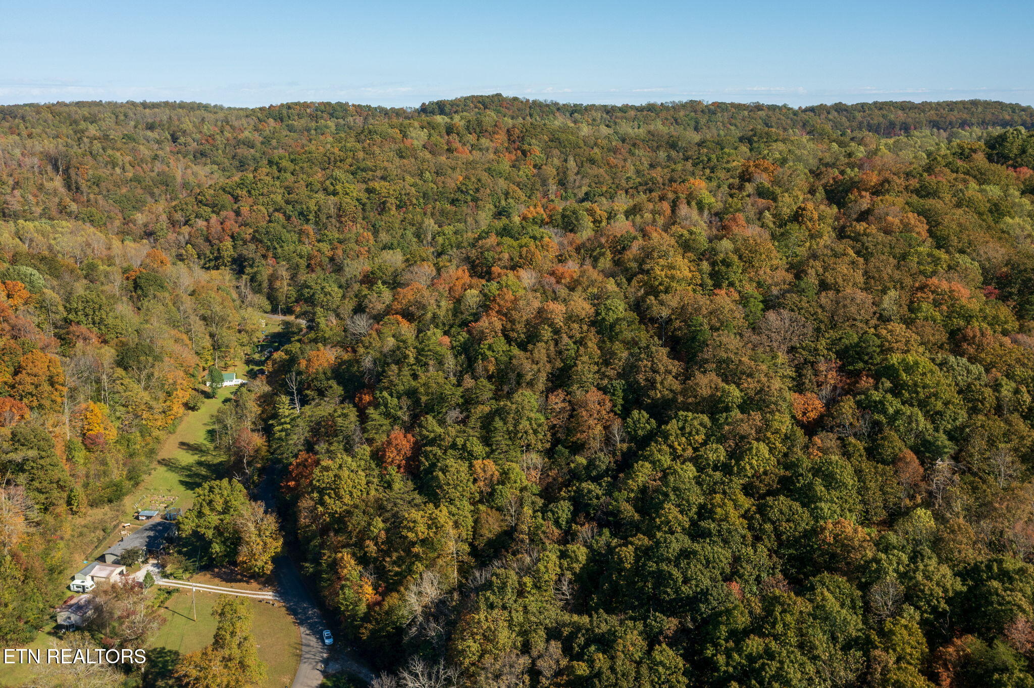 Strong Hollow Lane Rocky Top TN 37769
