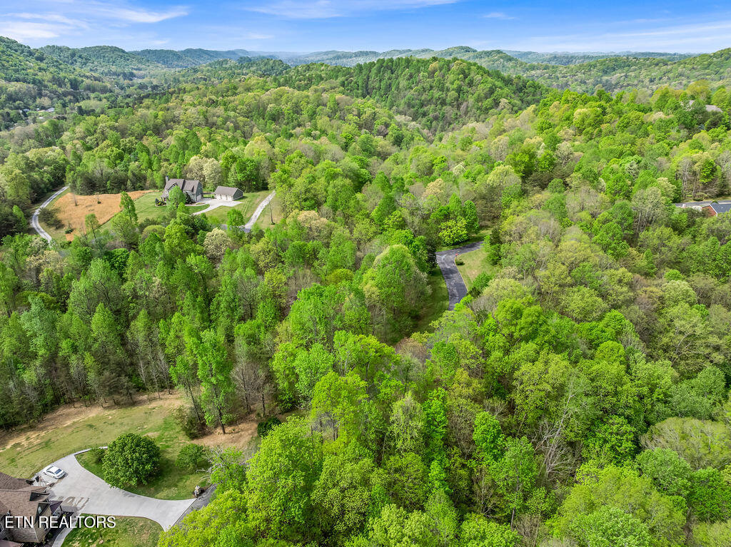 4508 Highland Woods Way Powell TN 37849