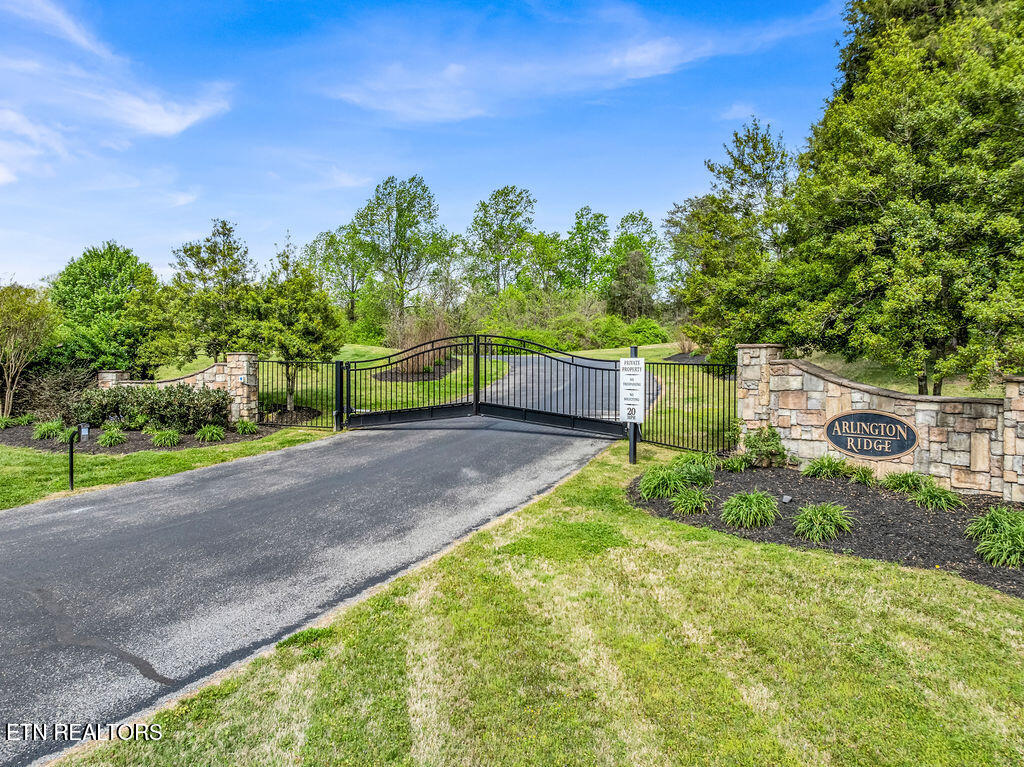 4508 Highland Woods Way Powell TN 37849