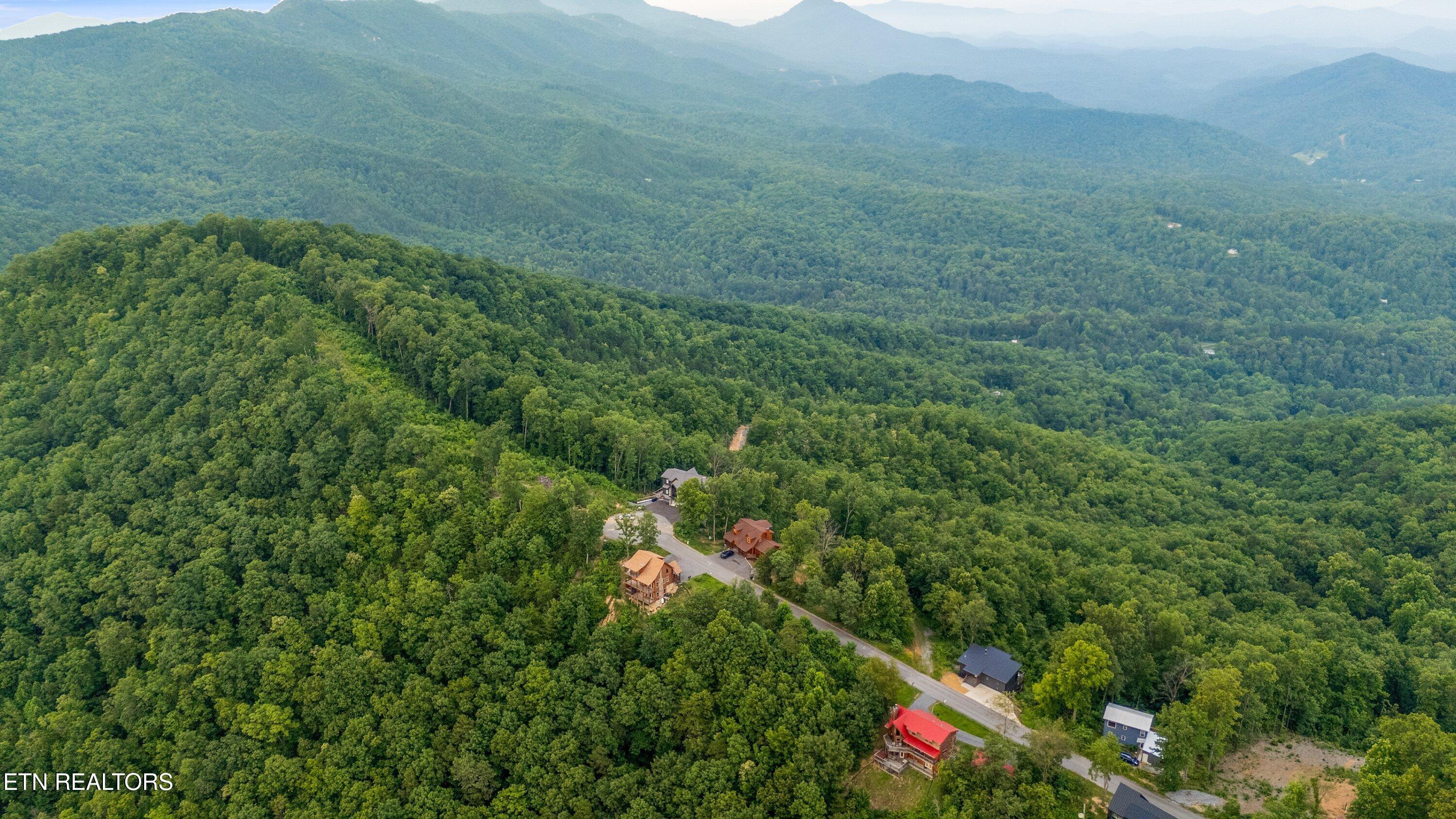 5 Shell Mountain Road Sevierville TN 37876